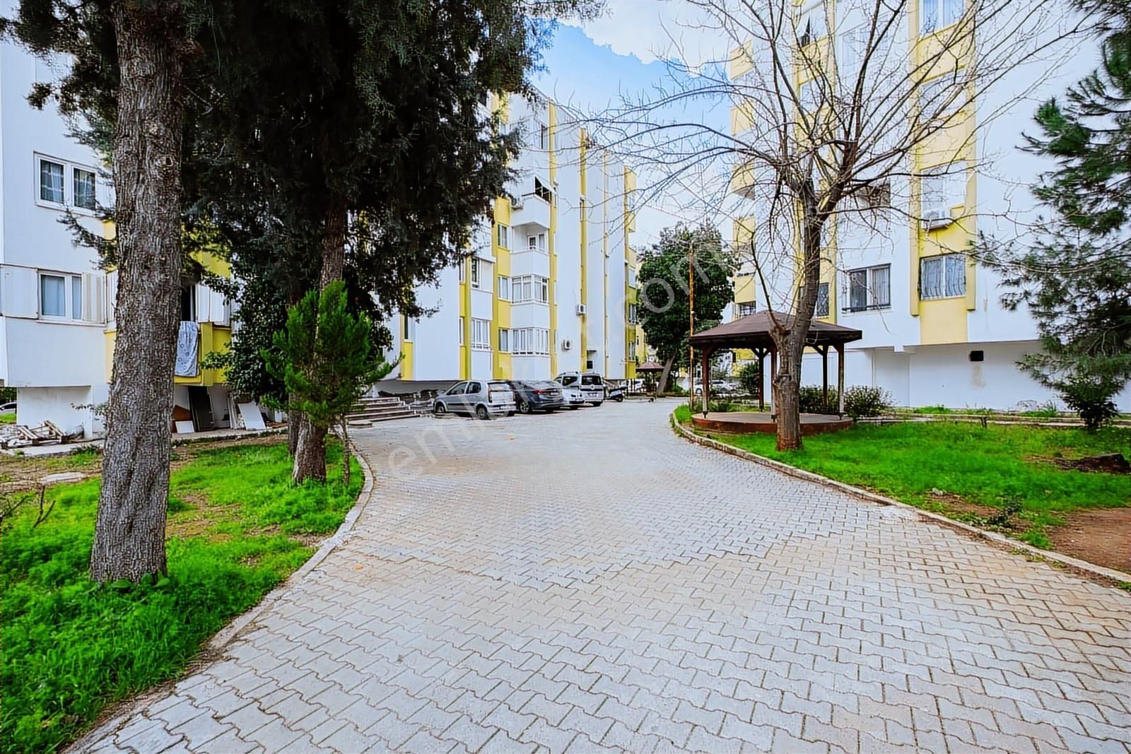 Aydogmuş Mahallesi 3+1 Satılı Dire - Görsel 25