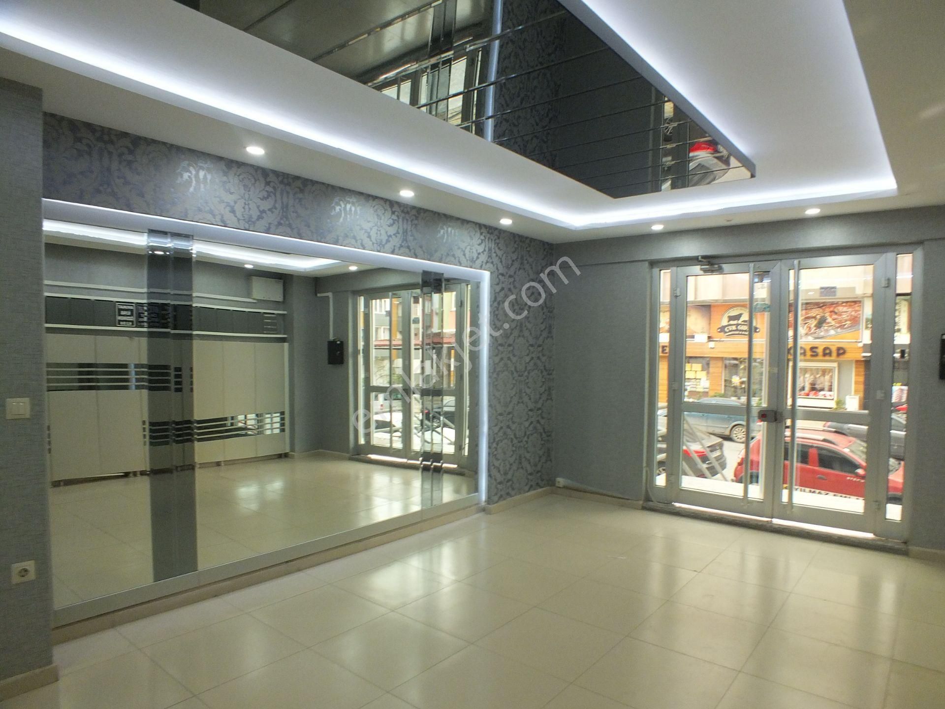 225 Cumhuriyet Mahallesinde Kiralık Eşyalı 1+1 Doğalgazlı Daire - Görsel 23