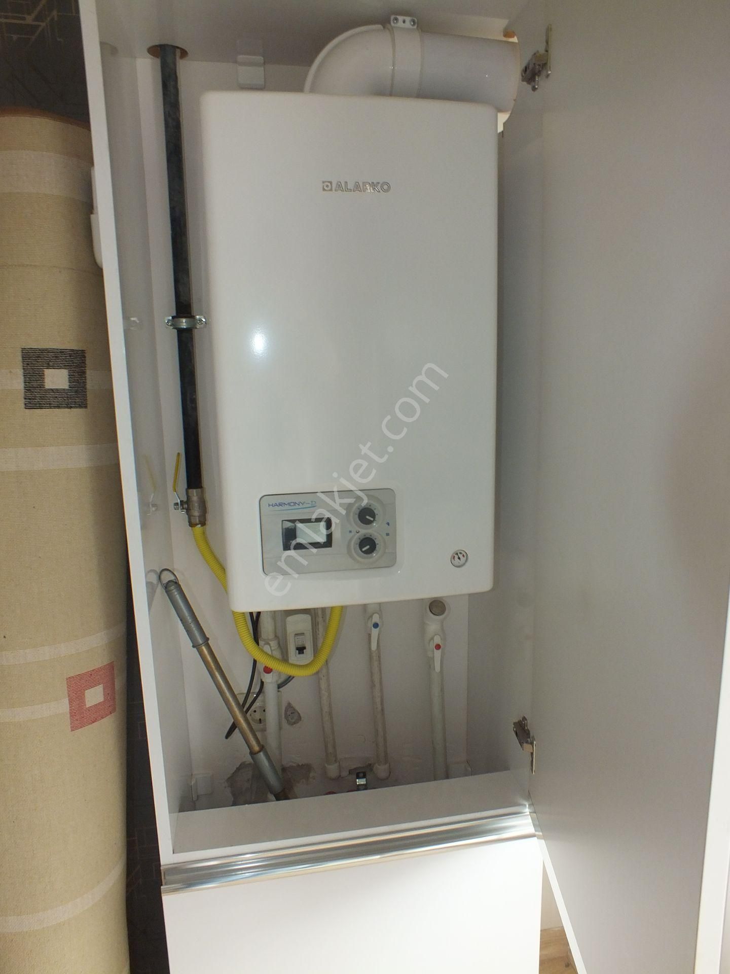 225 Cumhuriyet Mahallesinde Kiralık Eşyalı 1+1 Doğalgazlı Daire - Görsel 10