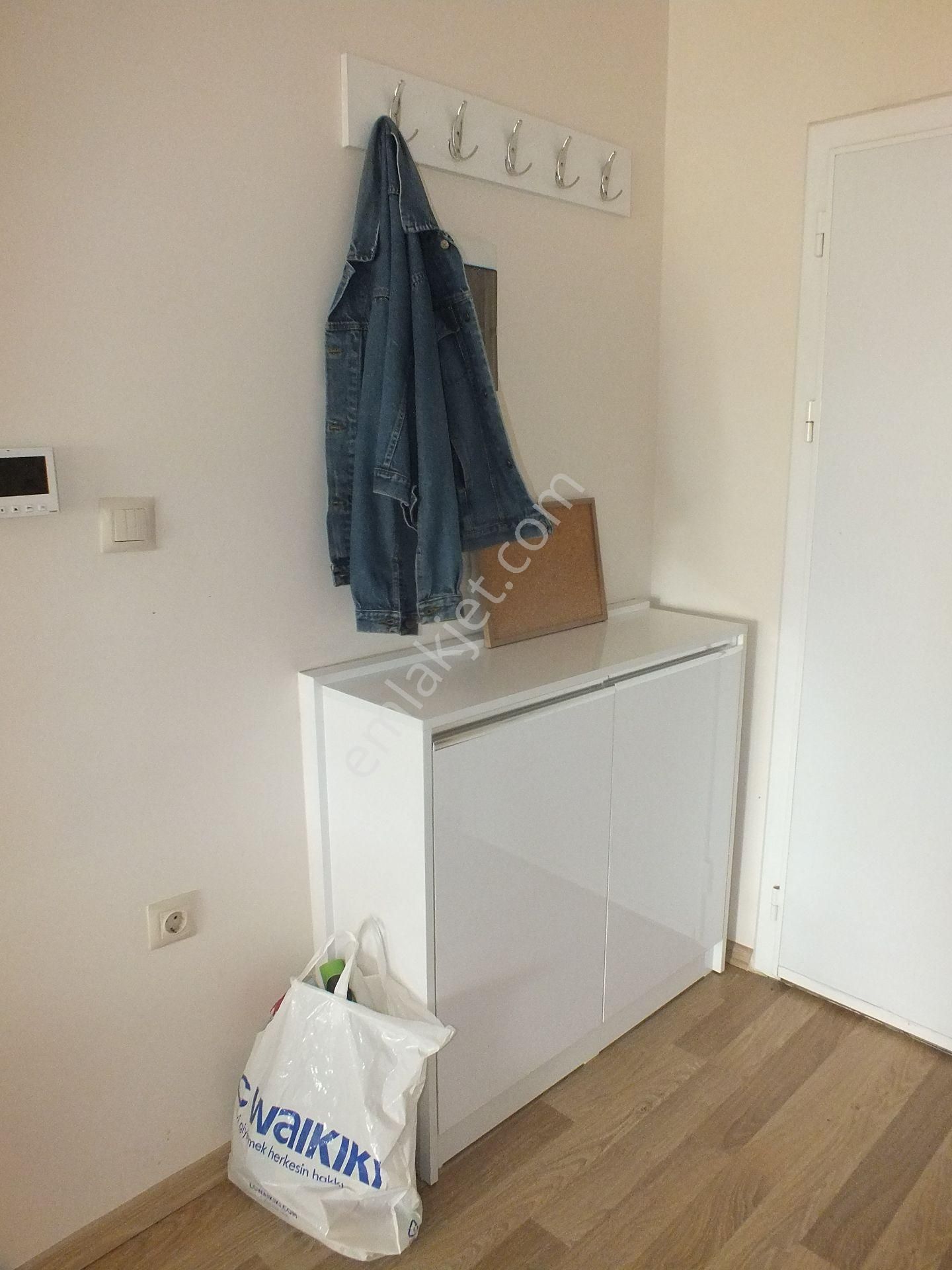 225 Cumhuriyet Mahallesinde Kiralık Eşyalı 1+1 Doğalgazlı Daire - Görsel 7