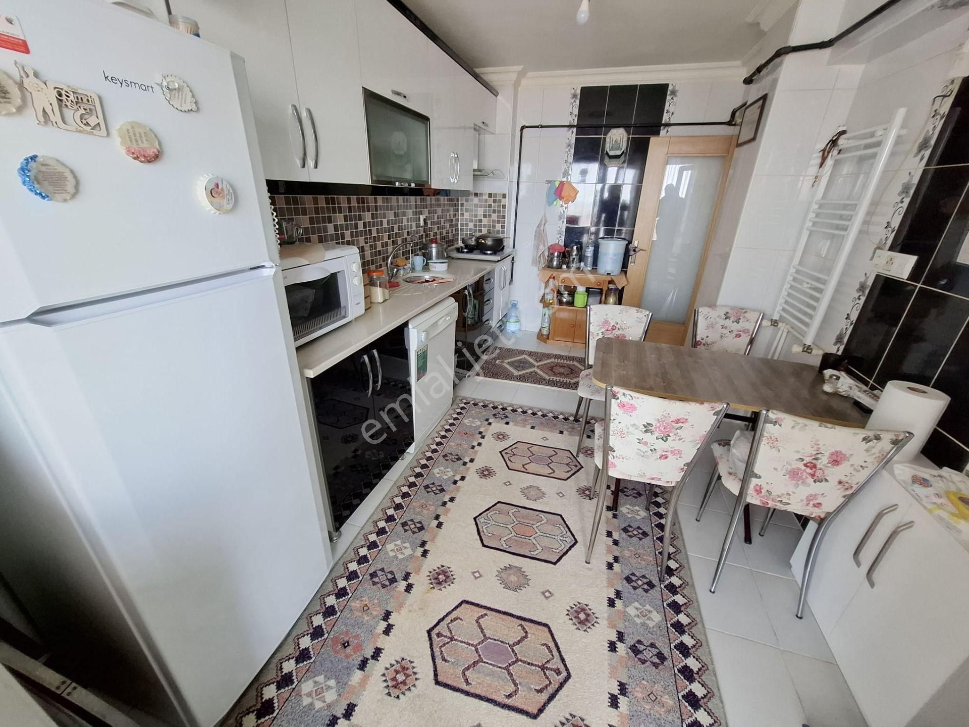 Altındağ - Karapürçek Mahallesi Uçaklı Park Yakınında Cadde Üzerinde 3+1 Satılık Daire !!! - Görsel 3