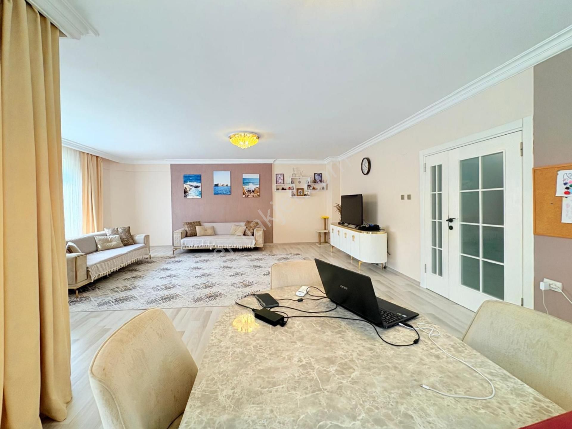 Etherealden Menderes Mah.de Denize Ykn Siteiçi Havuzlu Eşyalı4+1 - Görsel 5