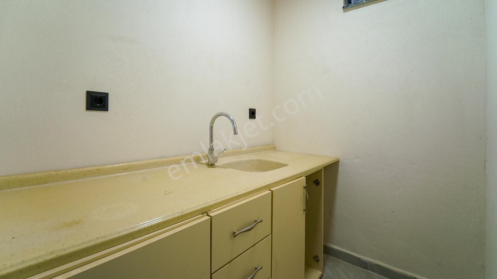 Döşemealtı Tomalar'da Havuzlu Tam Müstakil Lüks Villa - Görsel 26