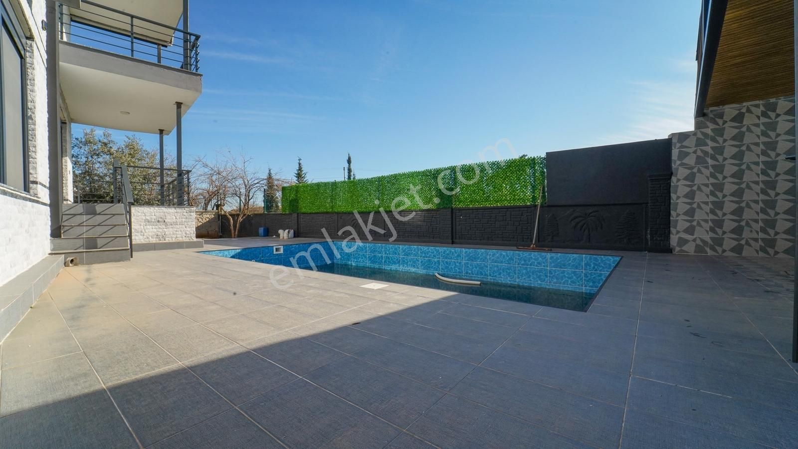 Döşemealtı Tomalar'da Havuzlu Tam Müstakil Lüks Villa - Görsel 8