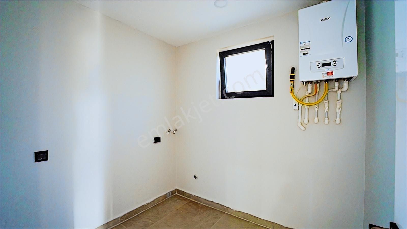 Döşemealtı Tomalar'da Havuzlu Tam Müstakil Lüks Villa - Görsel 19