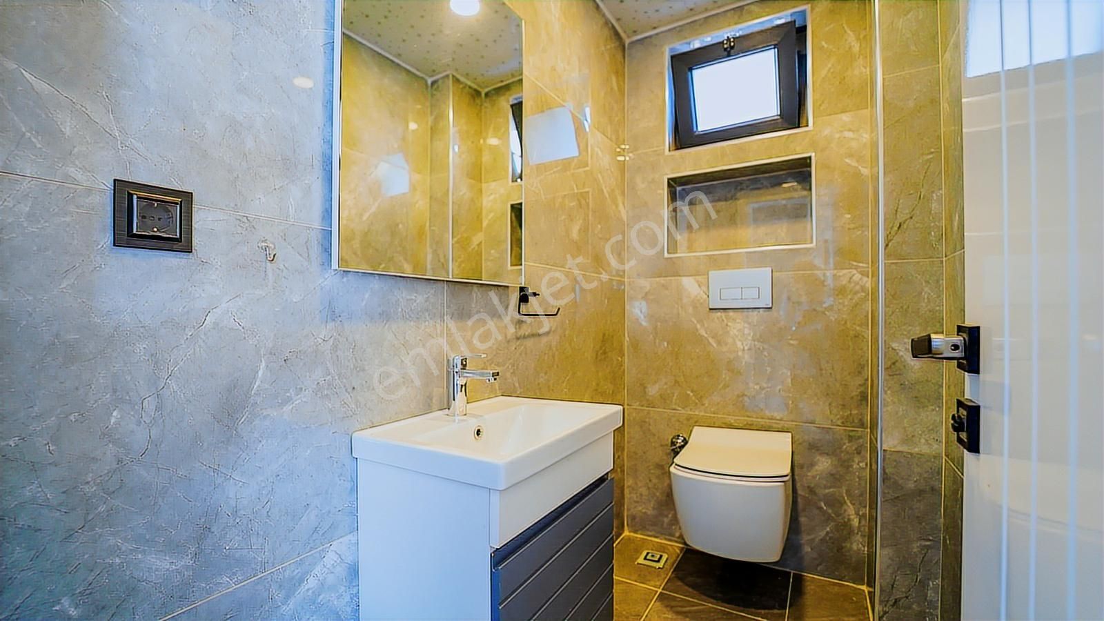 Döşemealtı Tomalar'da Havuzlu Tam Müstakil Lüks Villa - Görsel 14