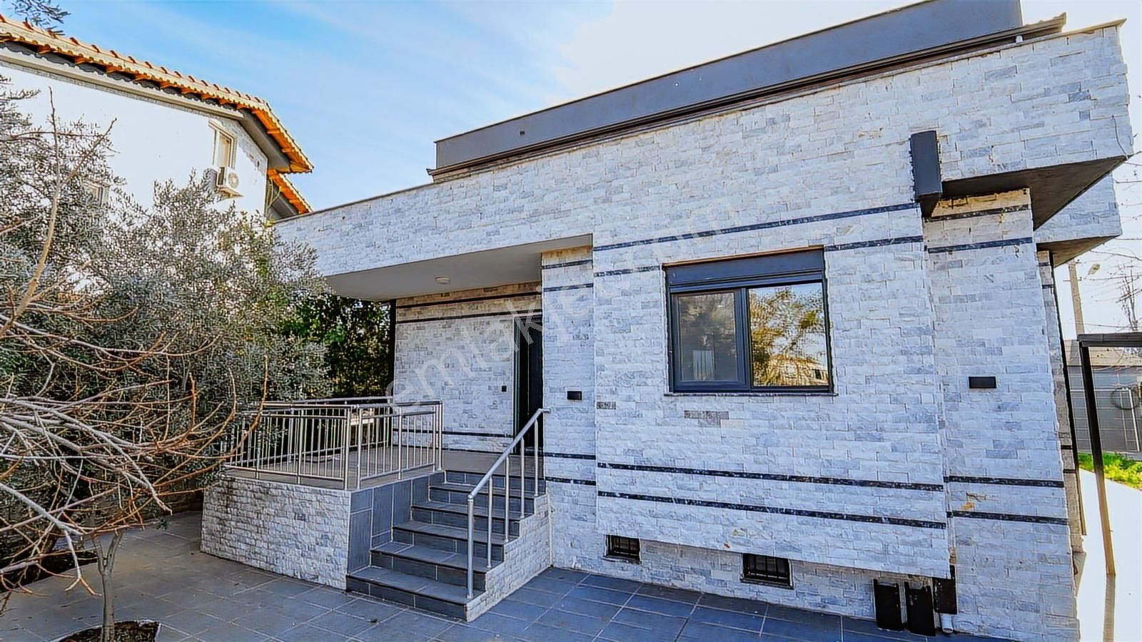 Döşemealtı Tomalar'da Havuzlu Tam Müstakil Lüks Villa - Görsel 21