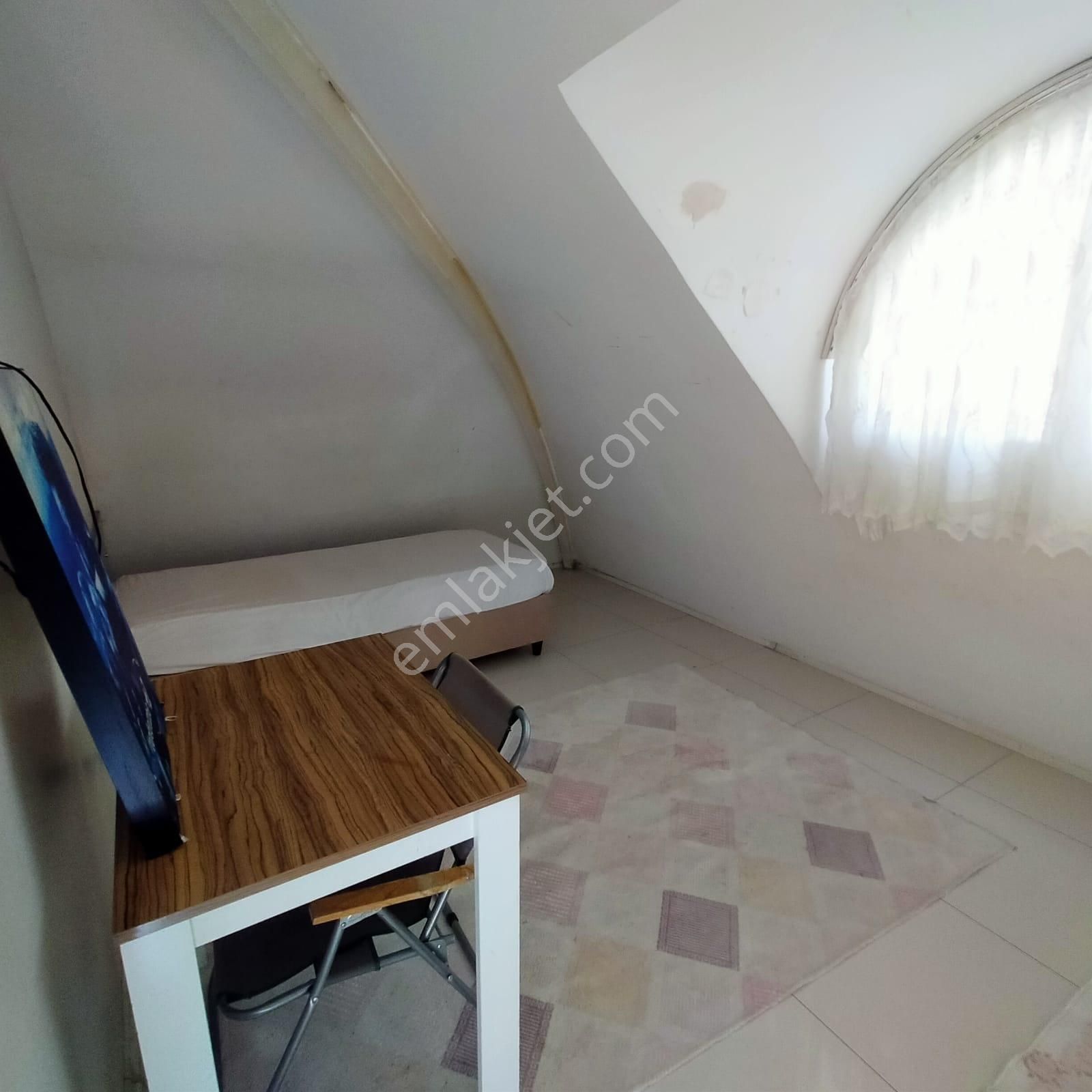 Ender Uysal Gayrimenkulden Yunusemre De Kiralık Teraslı 2+1 Çatı Katı Apart.... - Görsel 5