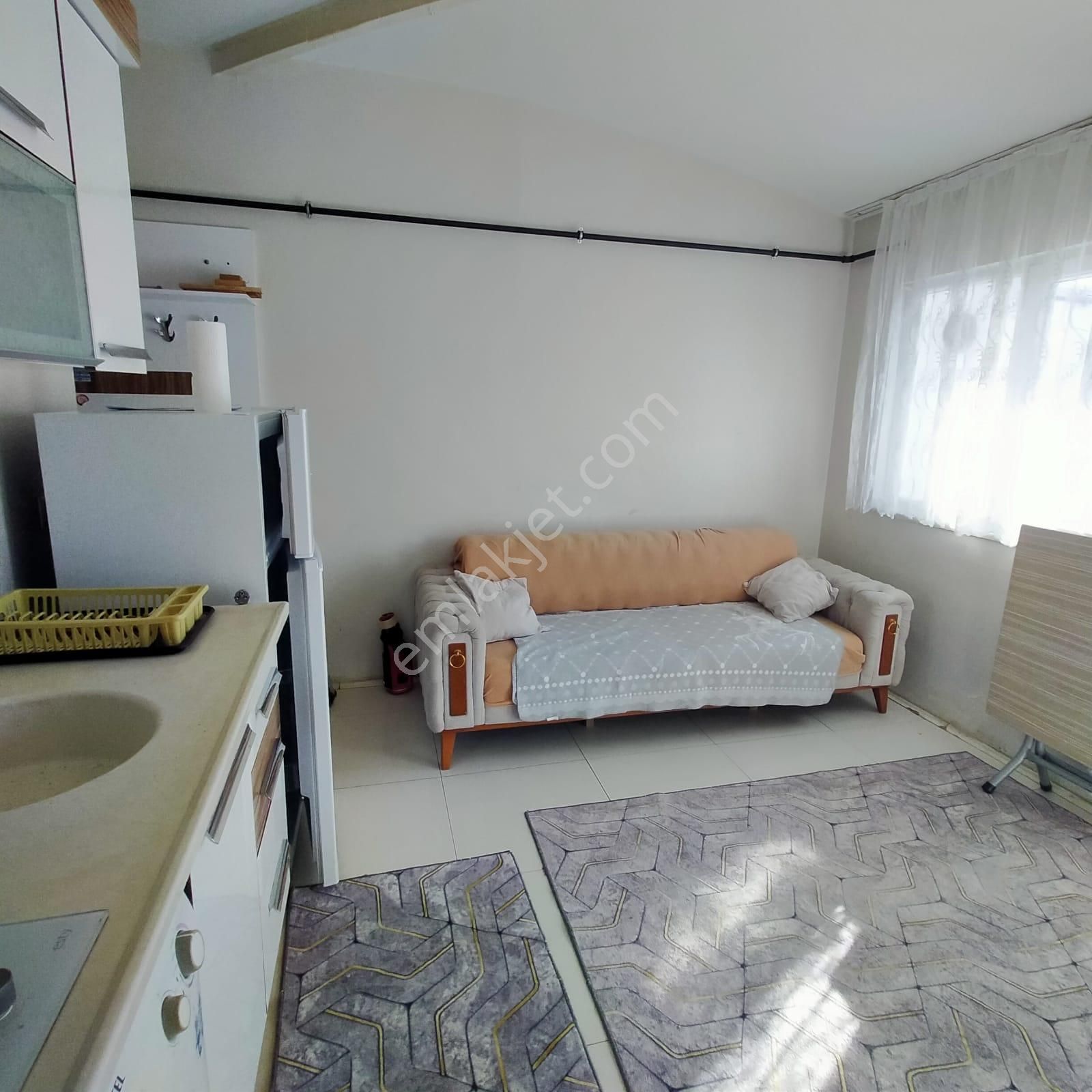 Ender Uysal Gayrimenkulden Yunusemre De Kiralık Teraslı 2+1 Çatı Katı Apart.... - Görsel 2