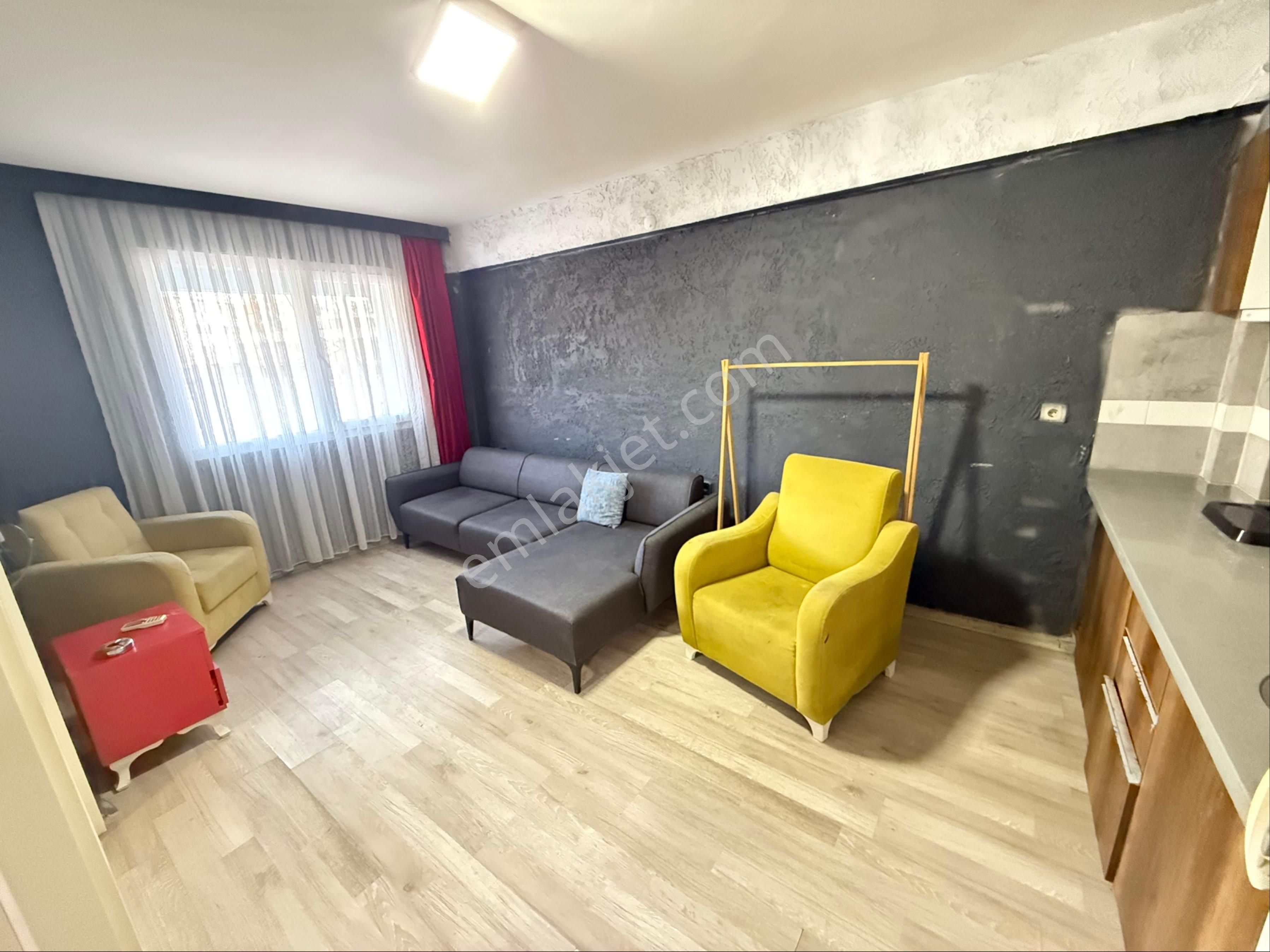 Adatepede Üniversiteye Yürüme Mesafesinde Arakat Eşyalı Satılık Yatırımlık Boş Daire - Görsel 10