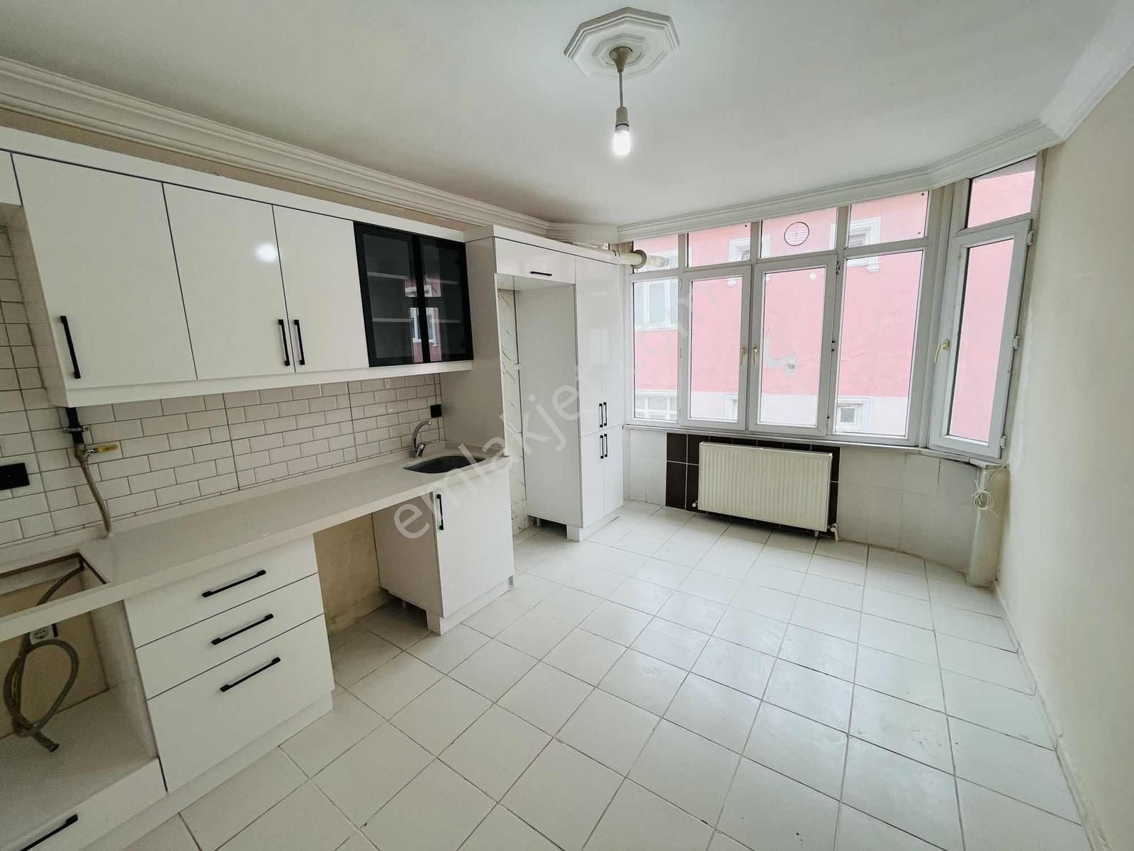 Tekirdağ Çerkezköy Merkez'de Kiralık 3 + 1 Daire - Görsel 10