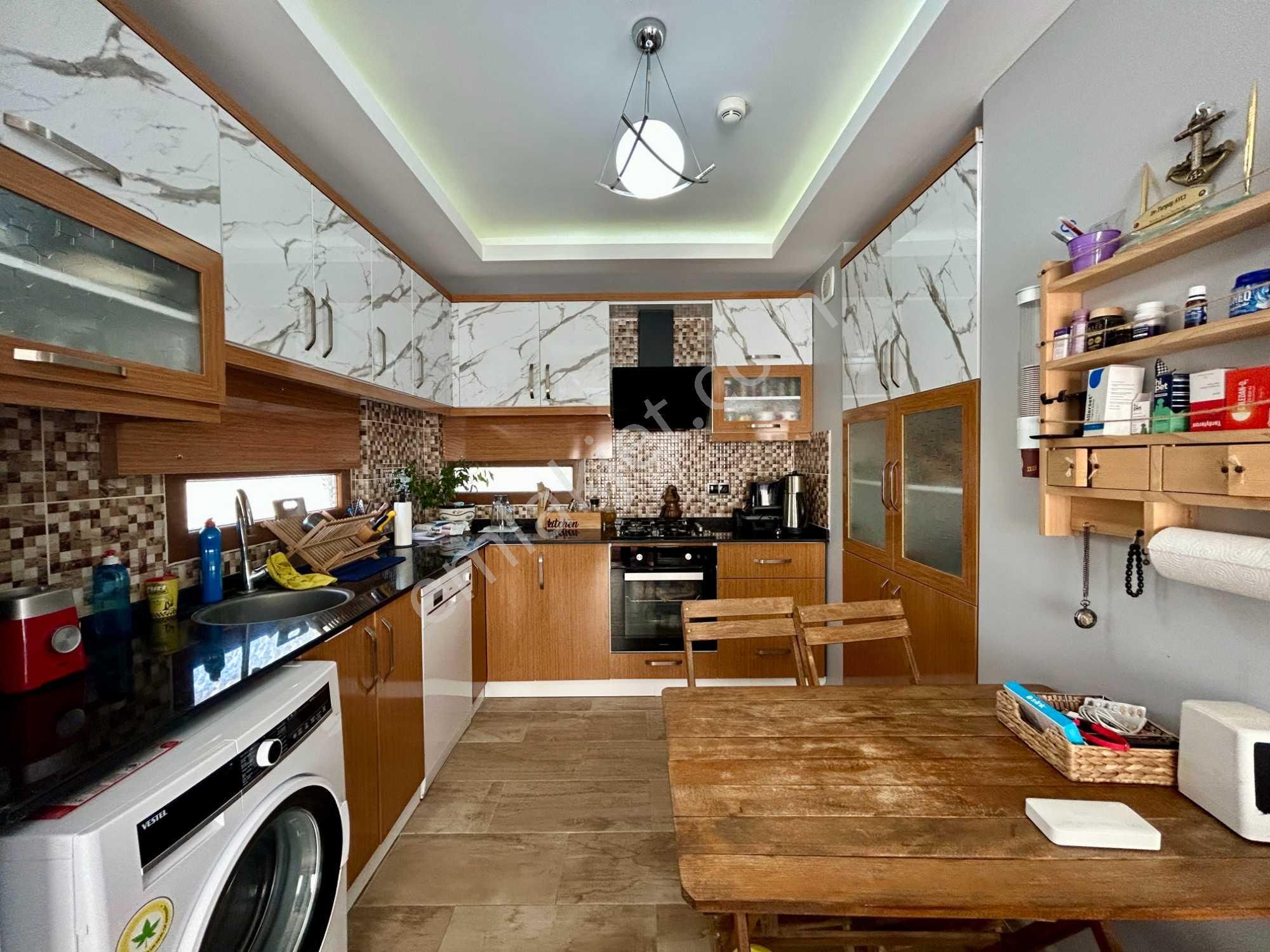 Kuşadası Satılık 4+1 Havuzlu Villa Soğucak'ta - Görsel 12