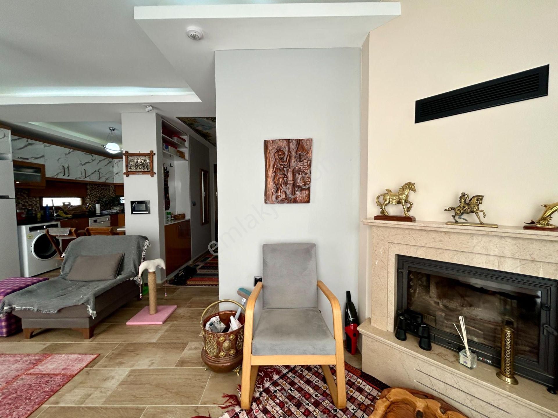 Kuşadası Satılık 4+1 Havuzlu Villa Soğucak'ta - Görsel 17