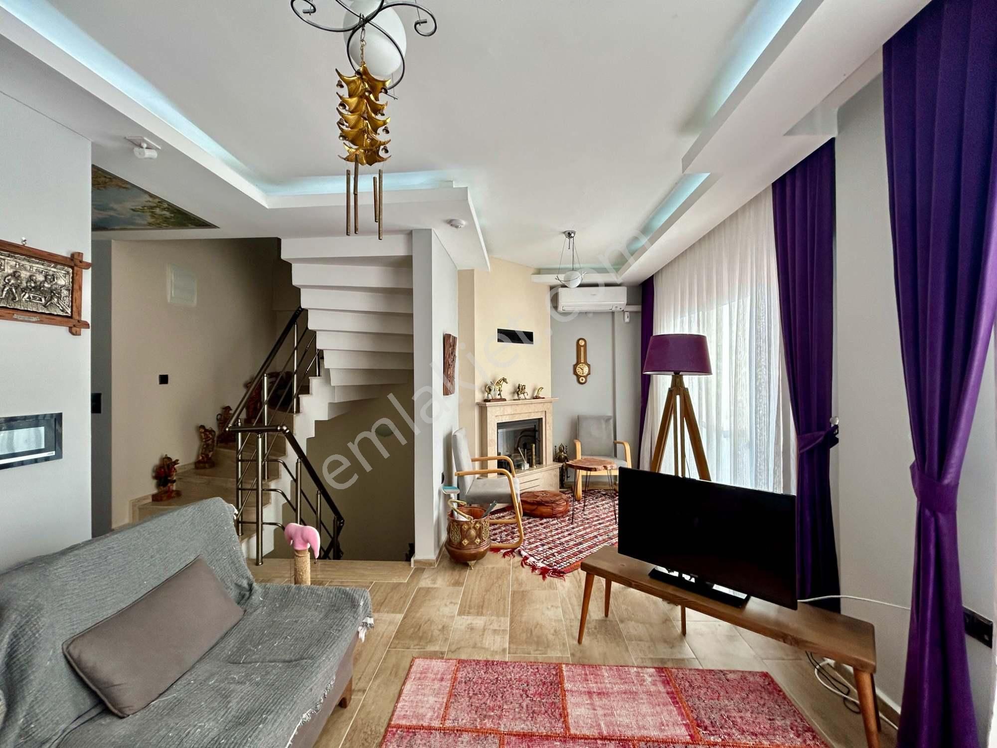 Kuşadası Satılık 4+1 Havuzlu Villa Soğucak'ta - Görsel 18