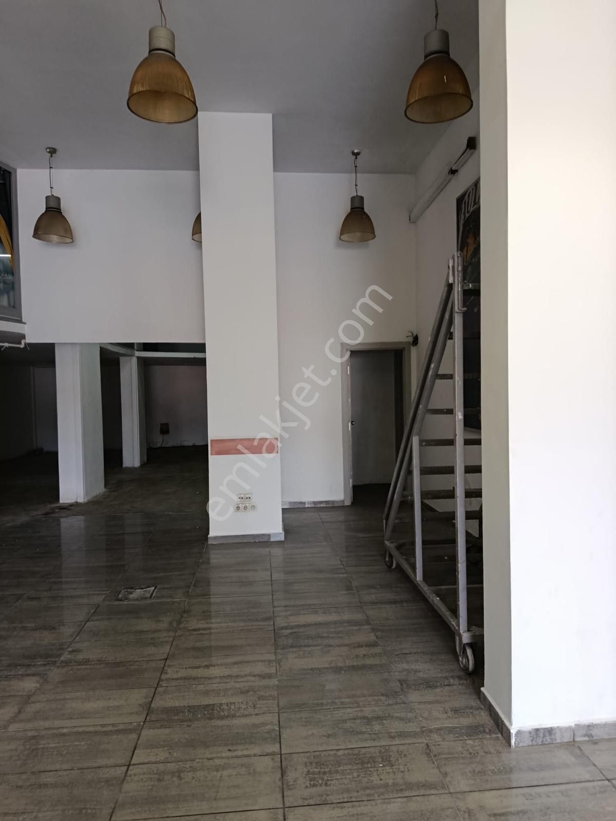 Chn Group'tan Pendik E5'te Kiracılı Satılık Ticari Dükkan - Görsel 3