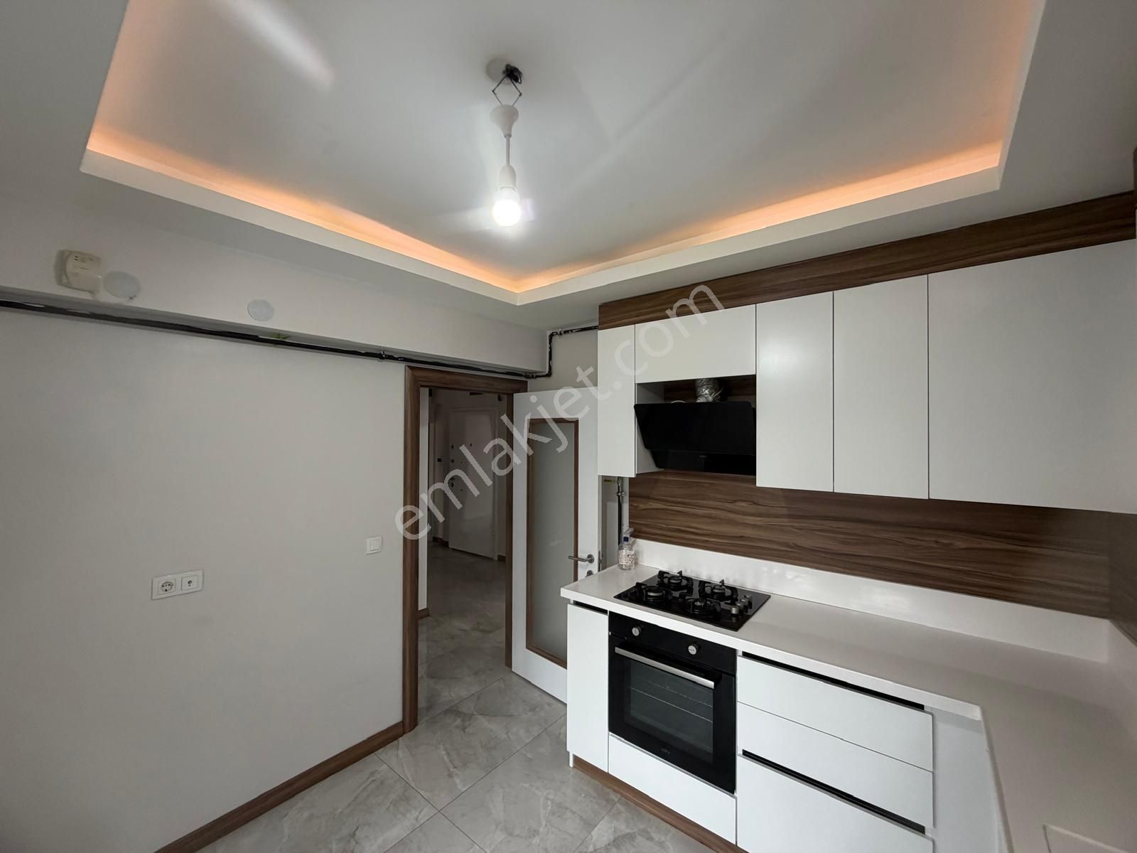 Demiröz'den M.kemalde Harika Lokasyonda Güney&batı Cephe 2+1 Daire - Görsel 6