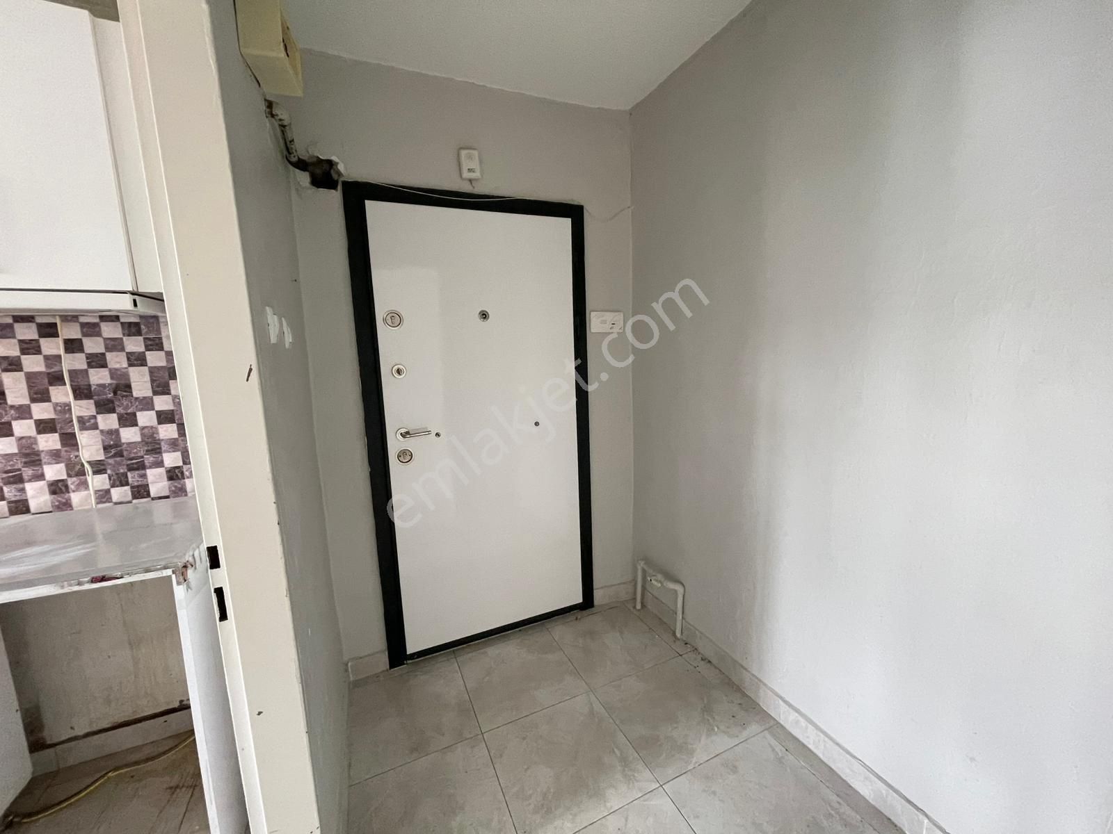 Aktif Emlak’tan Tandoğan Mah’de 3+1 Katta Full Yapılı Satılık Daire!! - Görsel 2