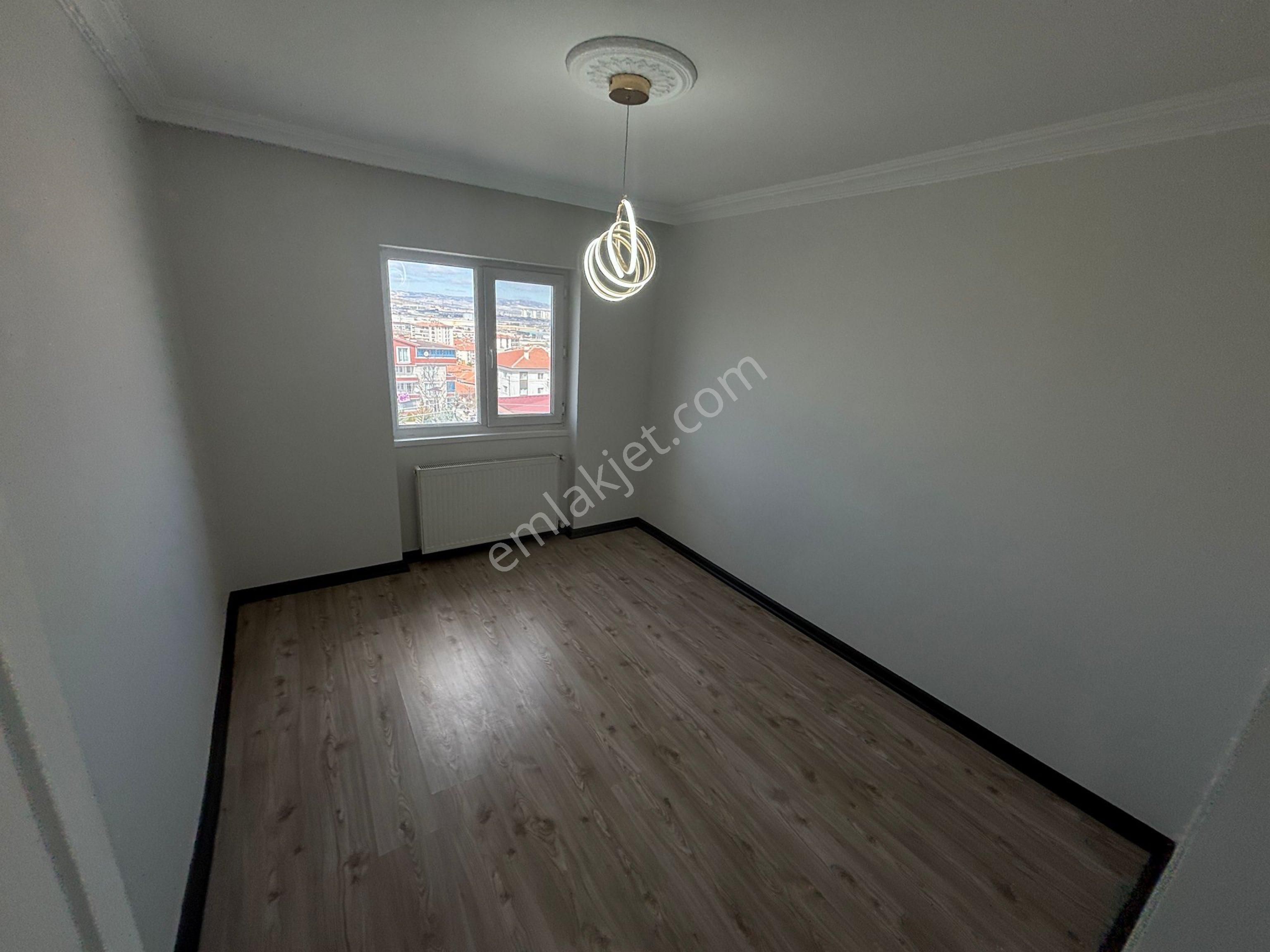 Aktif Emlak’tan Tandoğan Mah’de 3+1 Katta Full Yapılı Satılık Daire!! - Görsel 32