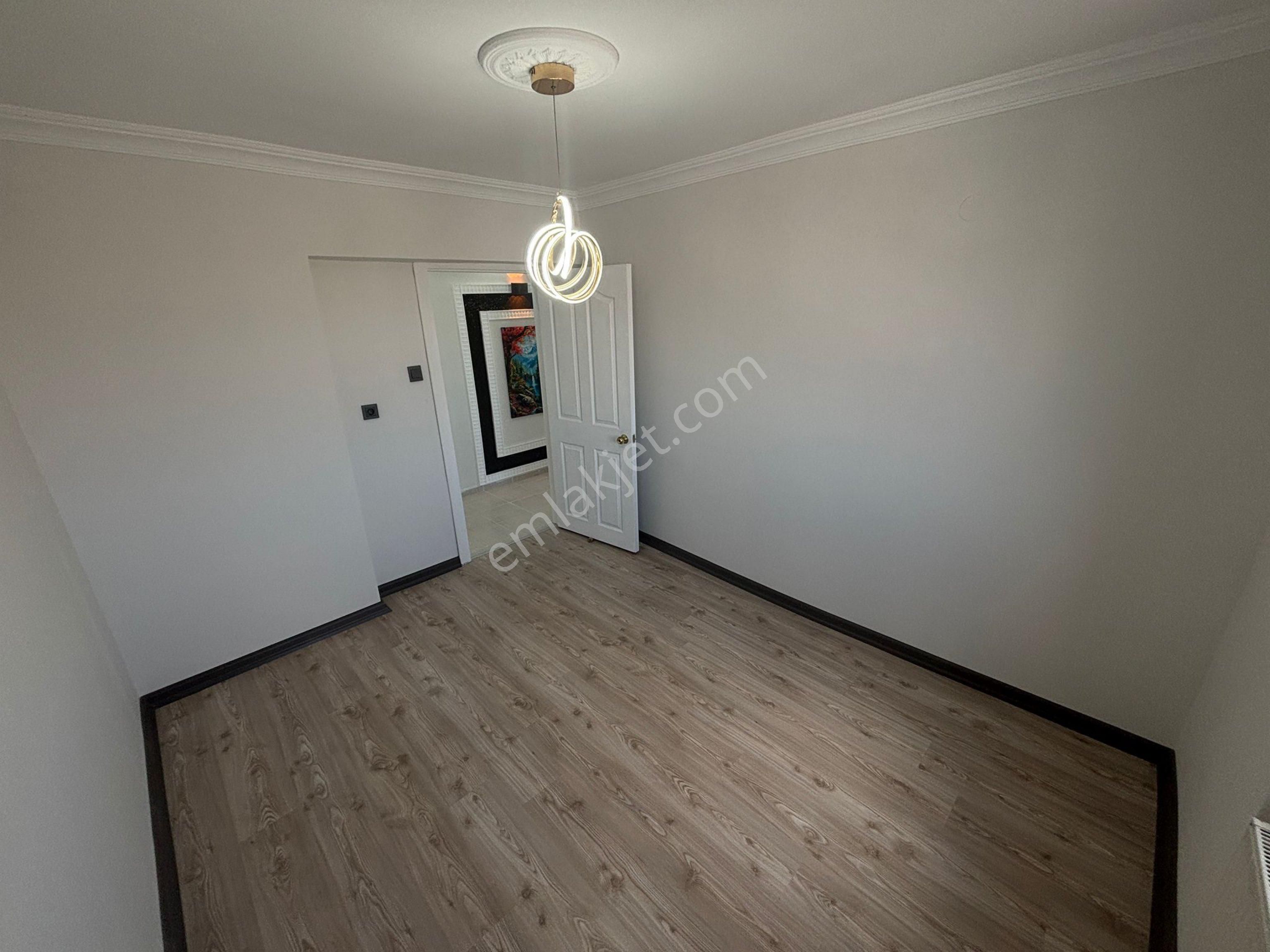 Aktif Emlak’tan Tandoğan Mah’de 3+1 Katta Full Yapılı Satılık Daire!! - Görsel 31