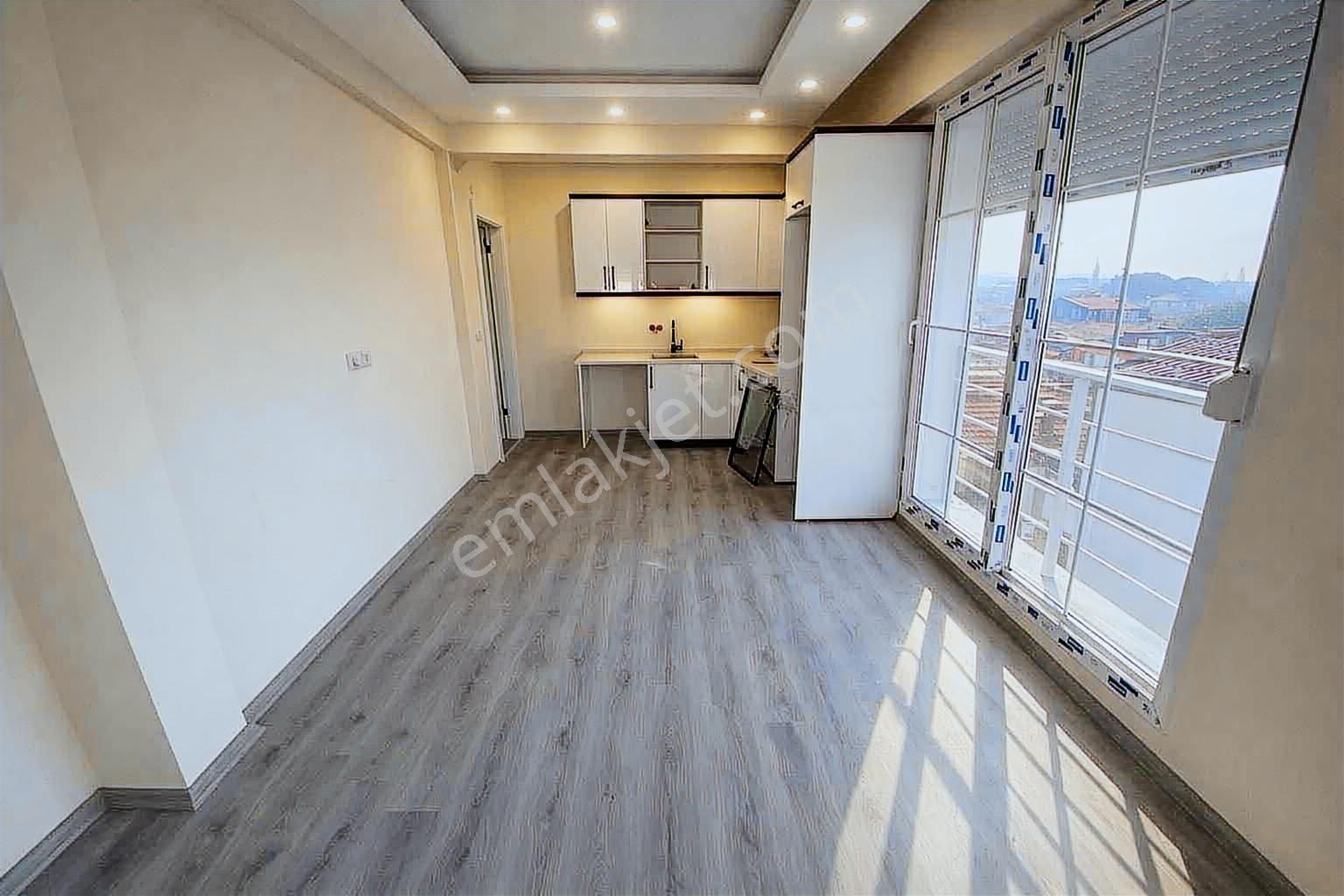 Dağlı Gayrimenkul'den 1+1 Sıfır Daire