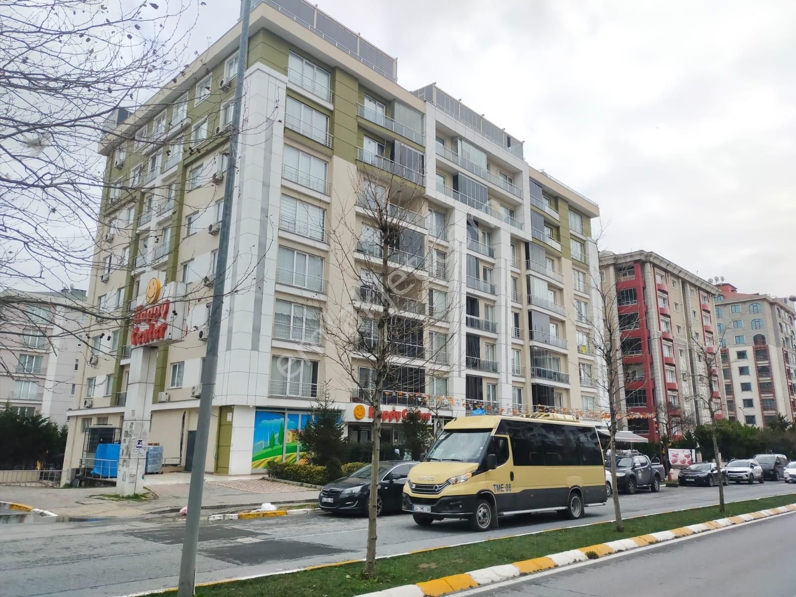Beylikdüzü Osmanlı Cad. Muhteşem Teraslı 2+1 Geniş Kiralık Daire