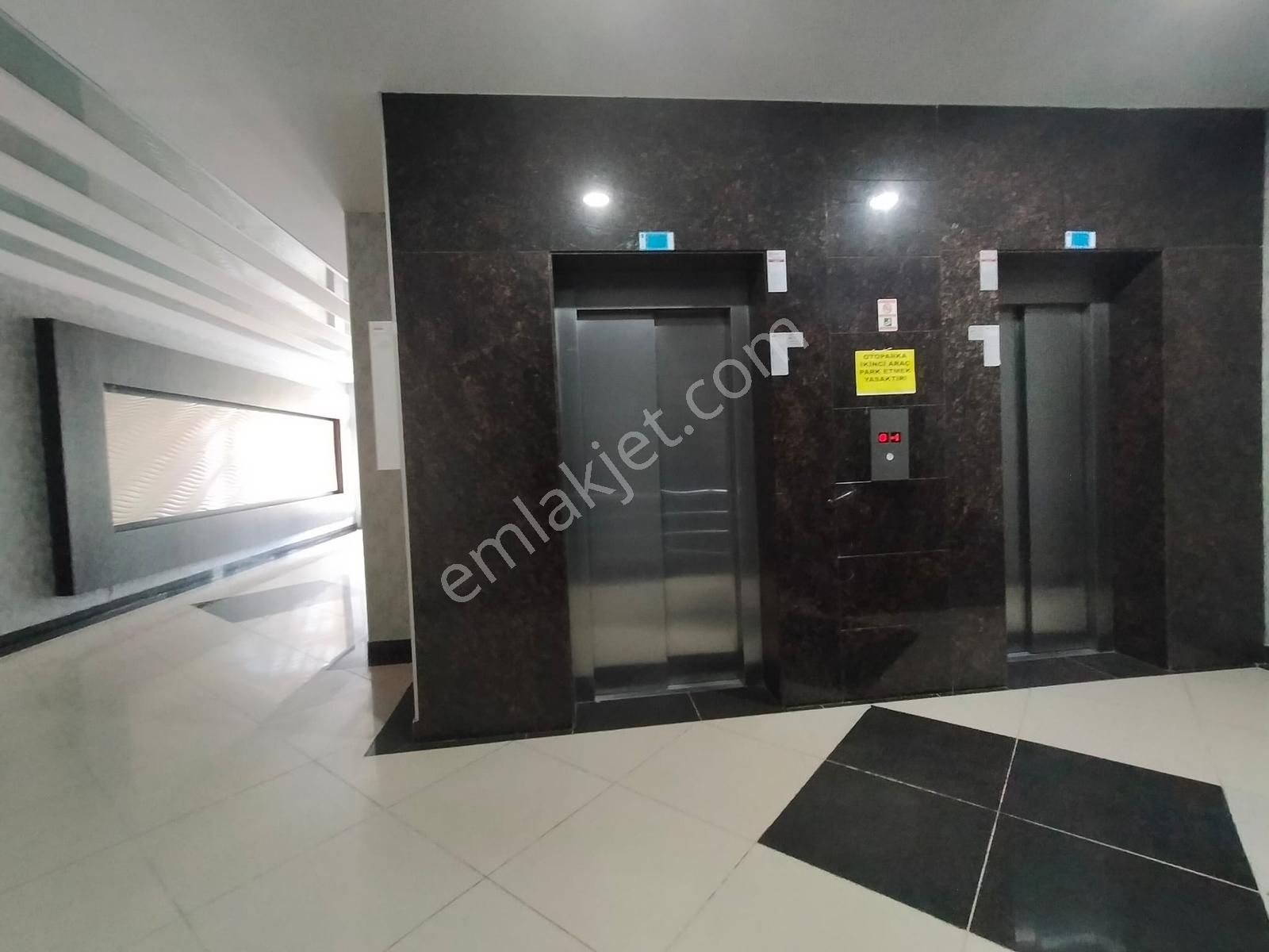 Beylikdüzü Osmanlı Cad. Muhteşem Teraslı 2+1 Geniş Kiralık Daire - Görsel 27