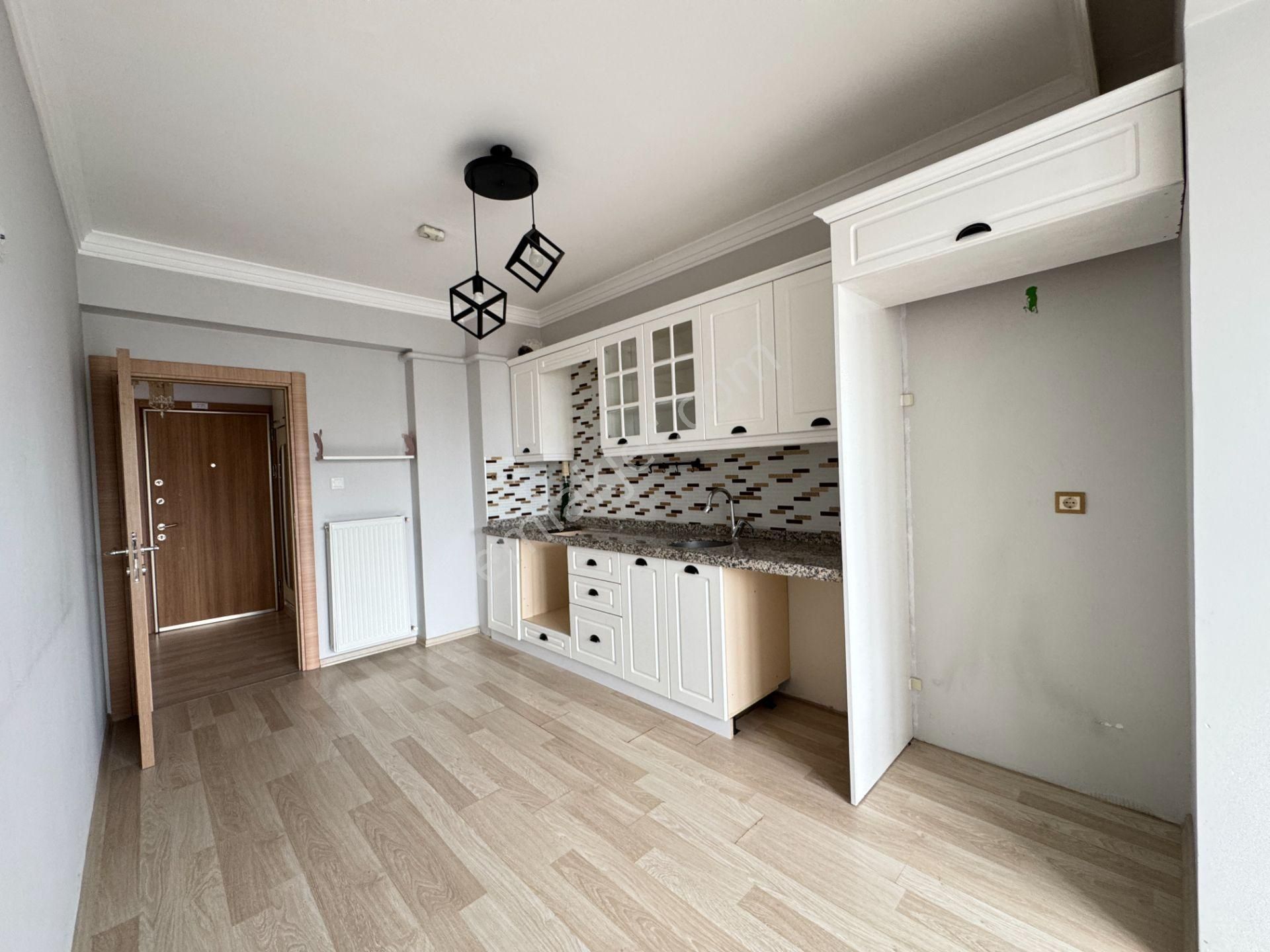 Trabzon Çukurçayır Mahallesi Ak Life 3 Ferah Kiralık Daire - Görsel 8