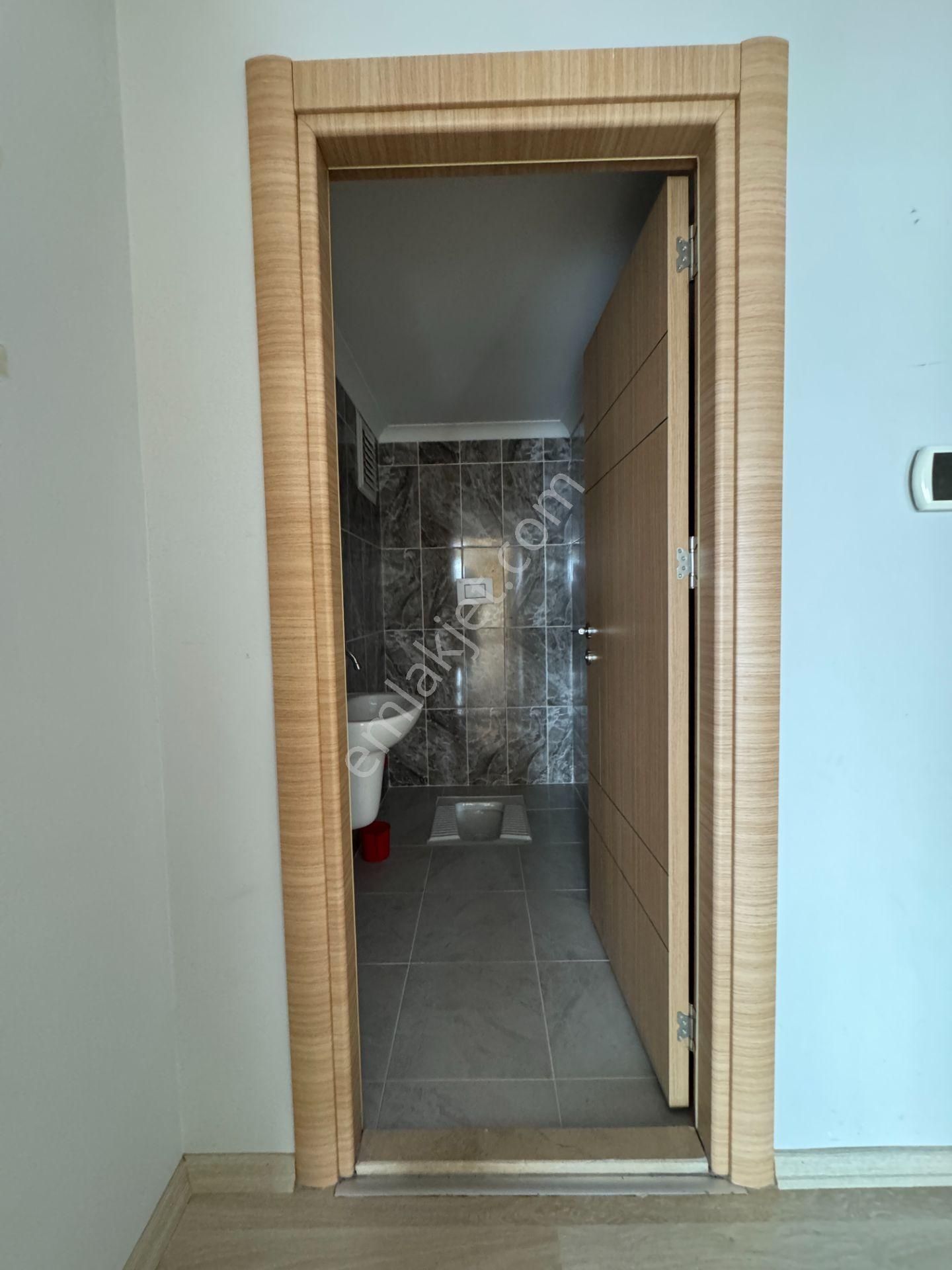 Trabzon Çukurçayır Mahallesi Ak Life 3 Ferah Kiralık Daire - Görsel 33