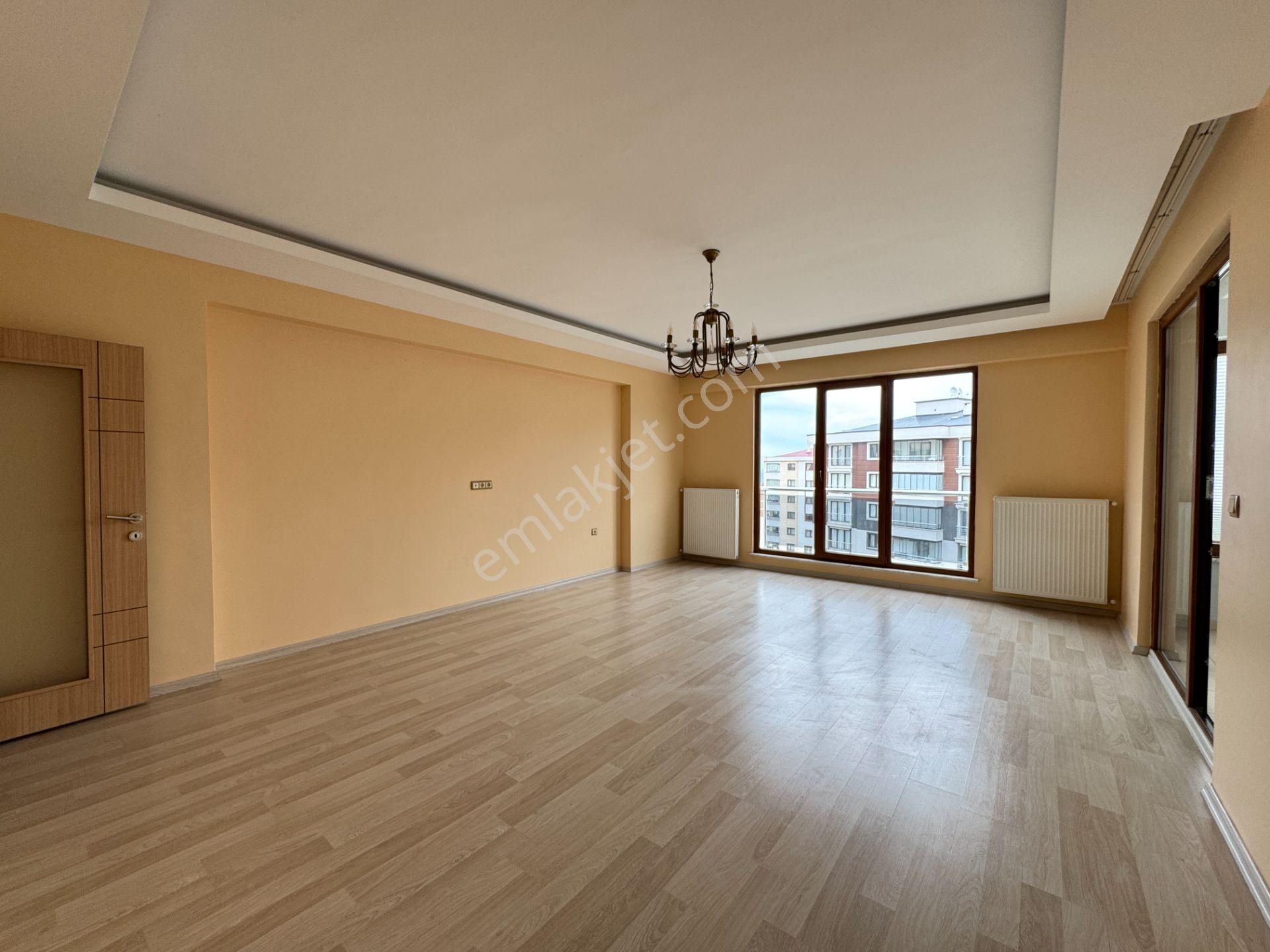 Trabzon Çukurçayır Mahallesi Ak Life 3 Ferah Kiralık Daire - Görsel 14