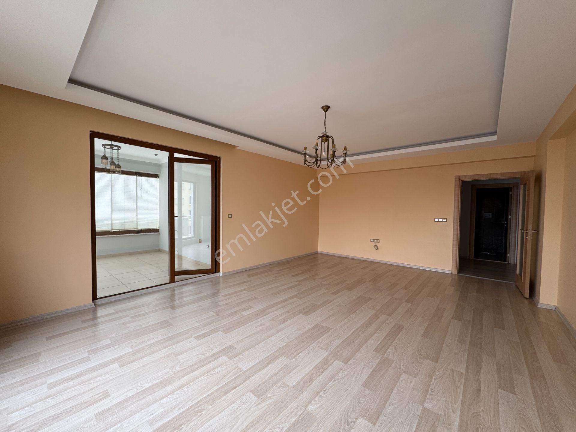 Trabzon Çukurçayır Mahallesi Ak Life 3 Ferah Kiralık Daire - Görsel 16