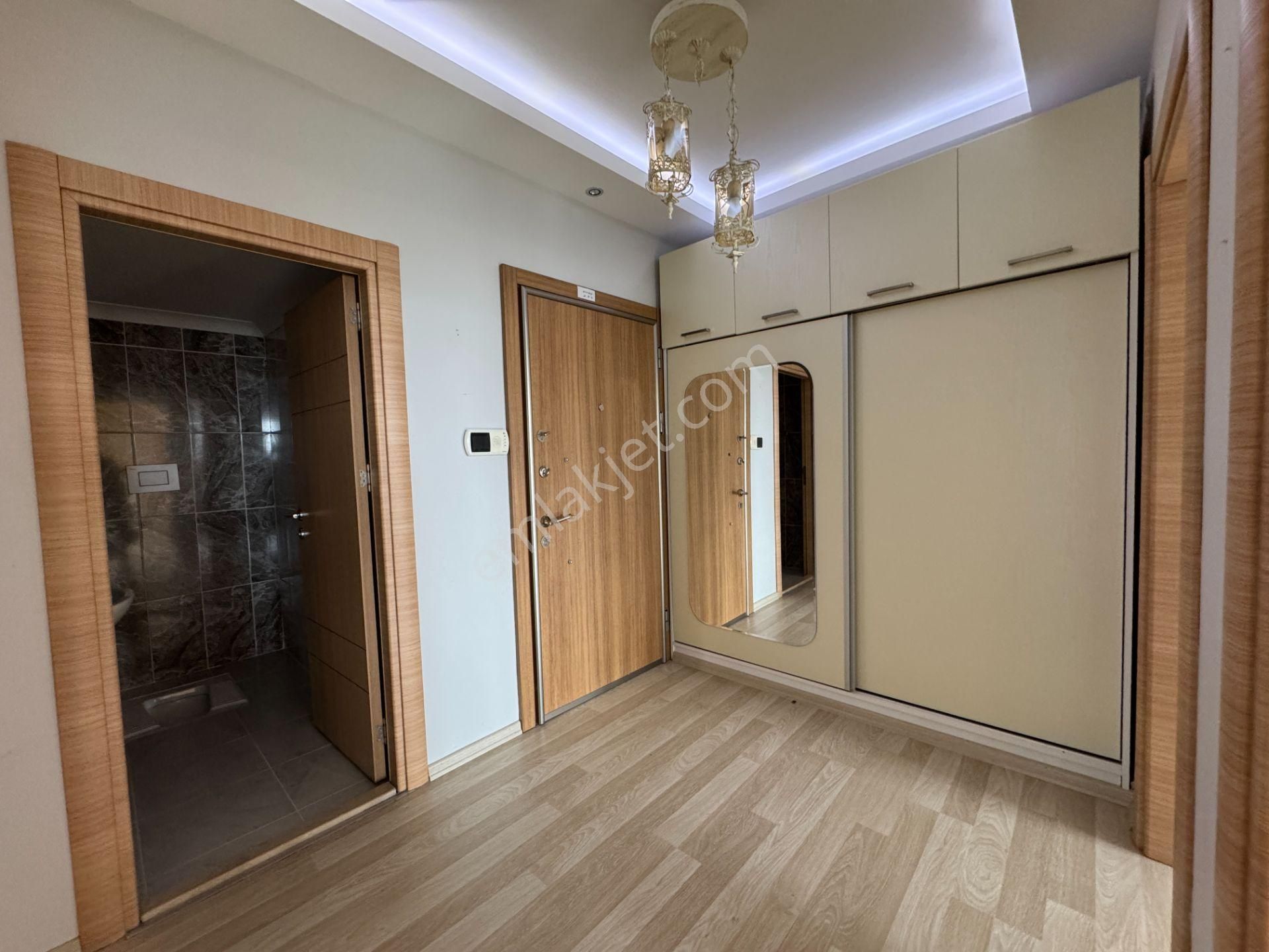 Trabzon Çukurçayır Mahallesi Ak Life 3 Ferah Kiralık Daire - Görsel 4