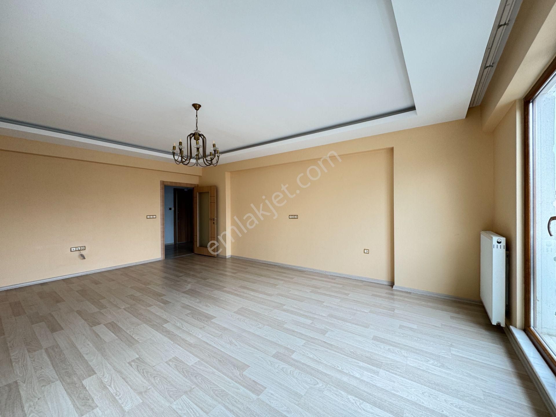 Trabzon Çukurçayır Mahallesi Ak Life 3 Ferah Kiralık Daire - Görsel 13