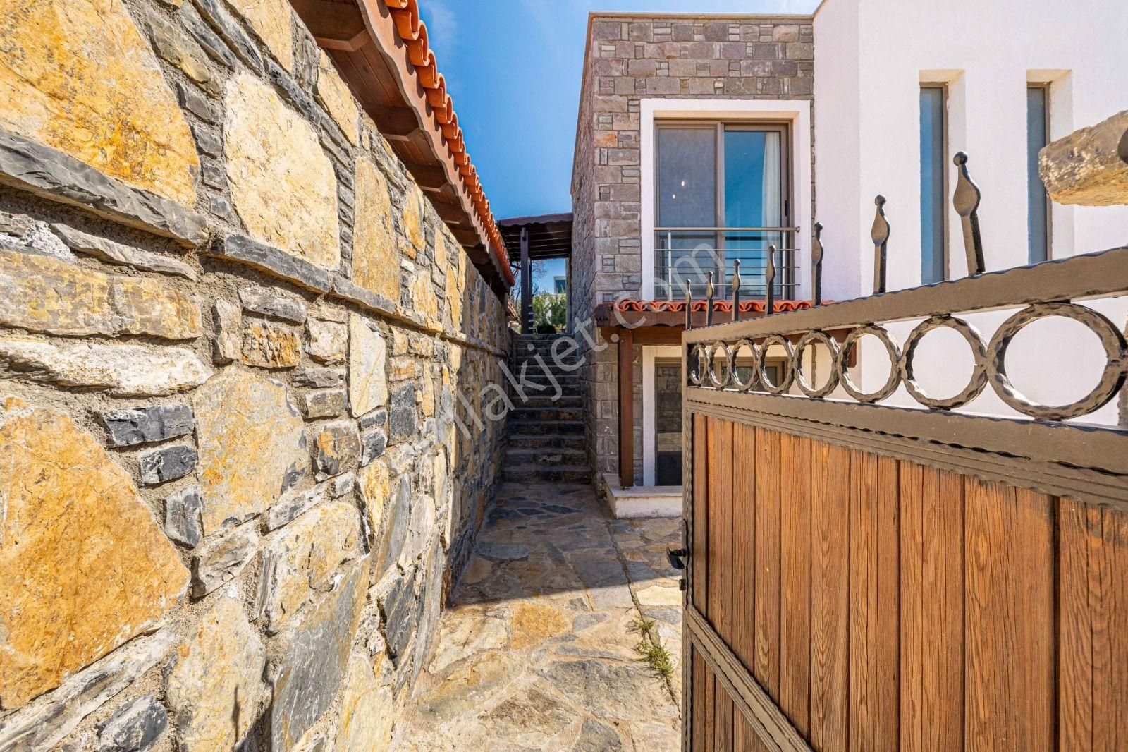 Bodrum Yalıçiftlik’te Müştemilatlı Tam Müstakil Villa - Görsel 15