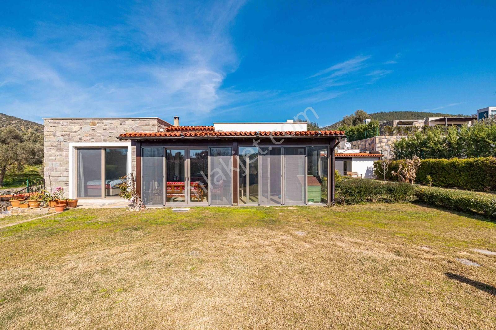 Bodrum Yalıçiftlik’te Müştemilatlı Tam Müstakil Villa - Görsel 2