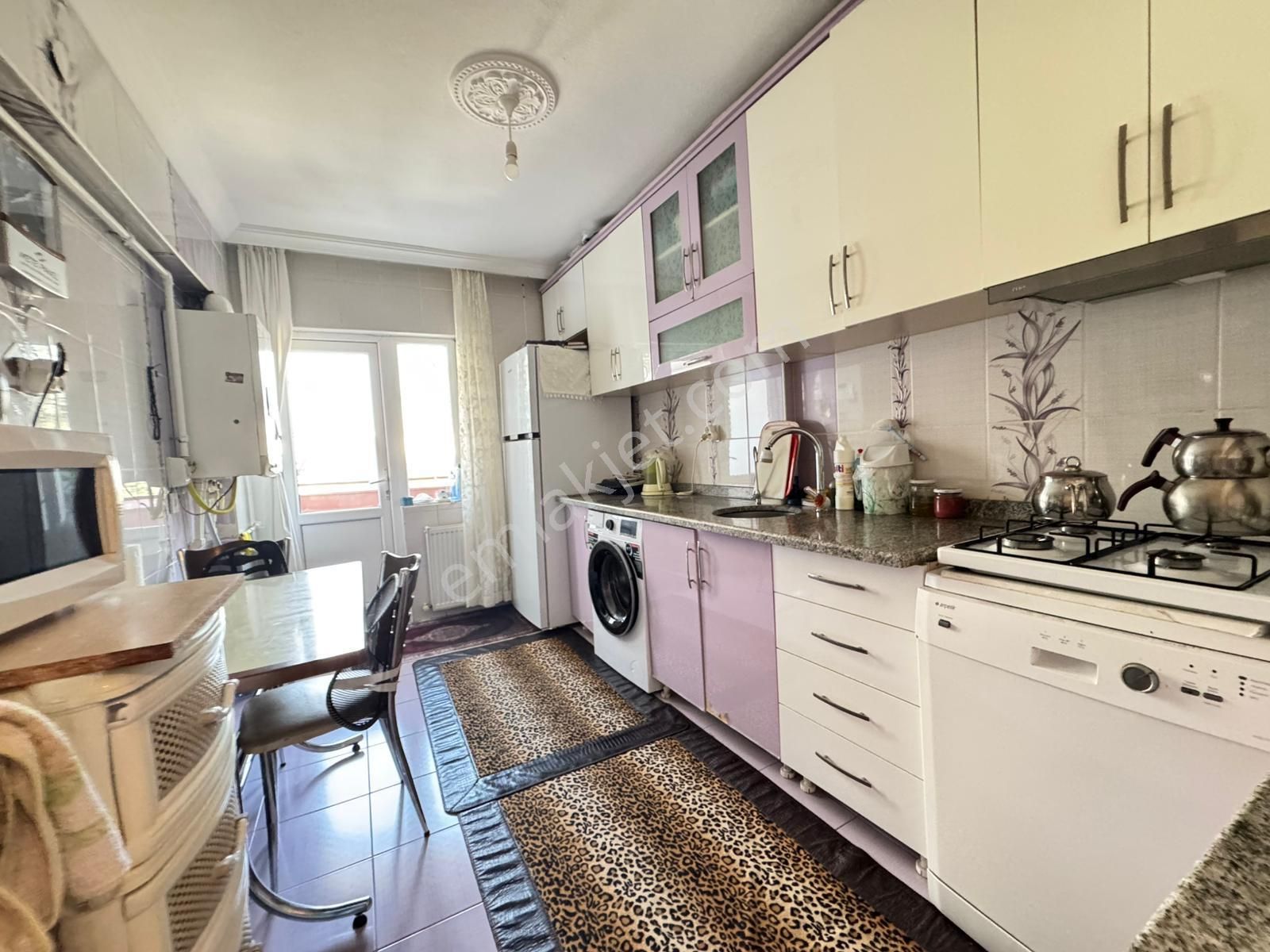 K.eğitim Araştırma Hastanesine 3 Bina 3+1 Ön Cephe Orta Kat Acil - Görsel 7