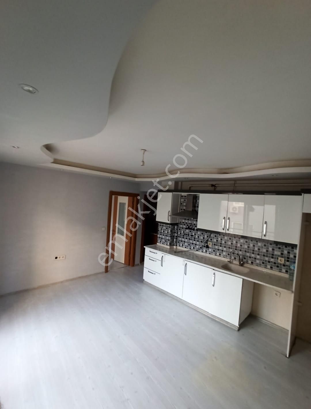 İzmir Buca Yaylacık Mahallesi 1+1 Kiralık Daire - Görsel 7
