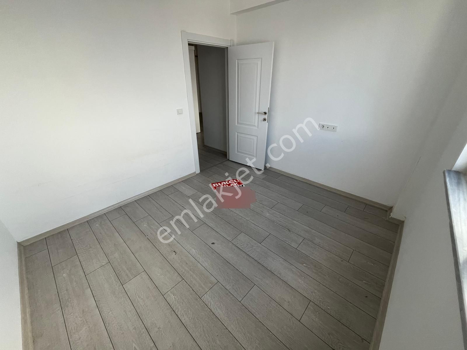 Doğakent Sitesinde Ara Kat Satılık Daire --- Burcu Emlaktan - Görsel 7