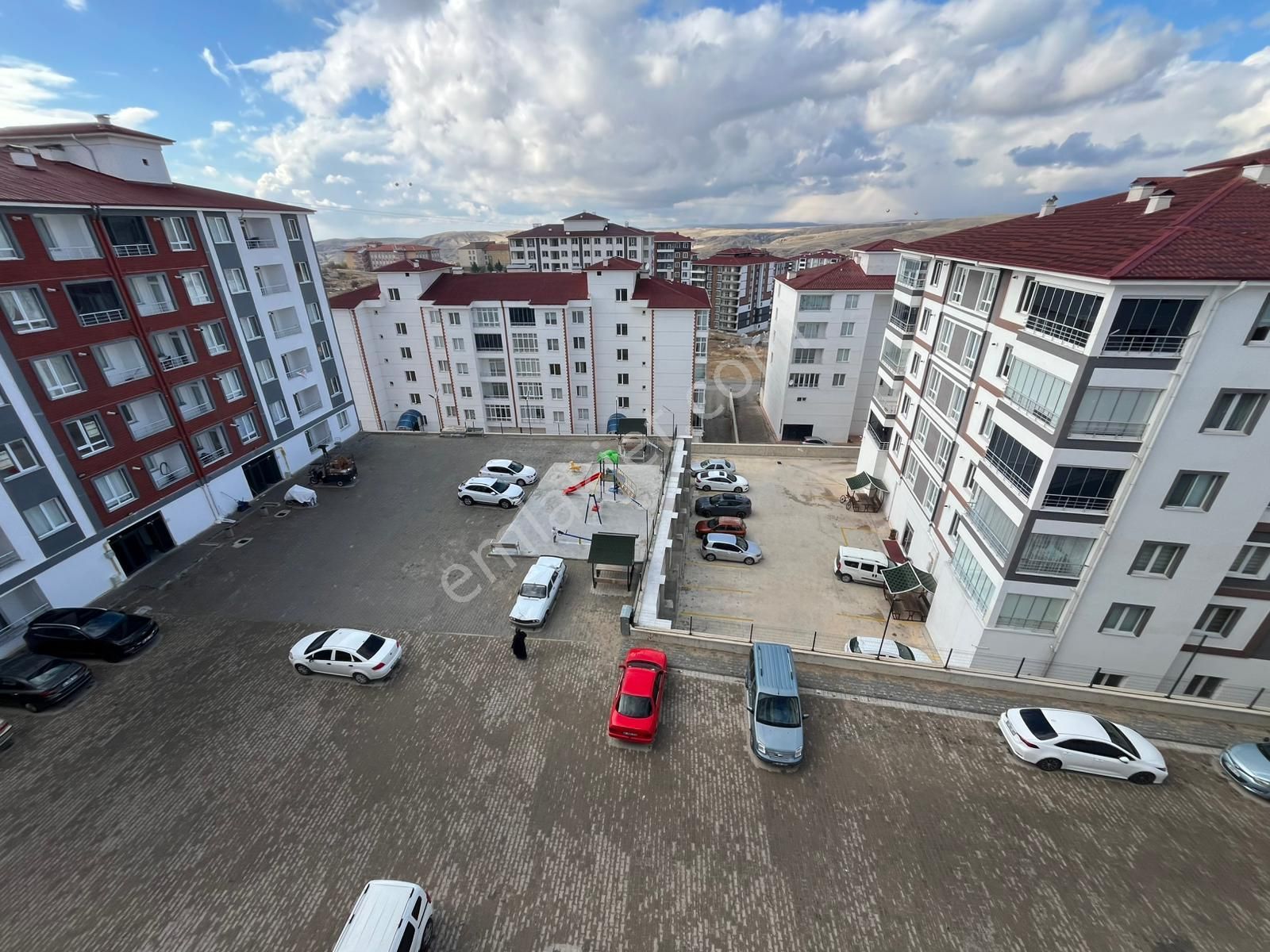 Doğakent Sitesinde Ara Kat Satılık Daire --- Burcu Emlaktan - Görsel 15