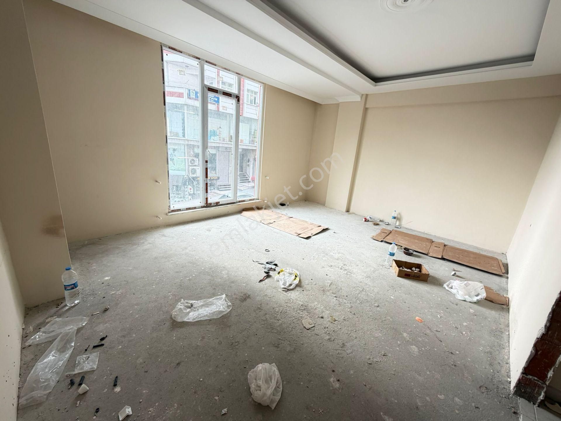 Üç Kardeşler'den 75.yıl Mah Cadde Üstü Sıfır Otoparklı Ara Kat - Görsel 3