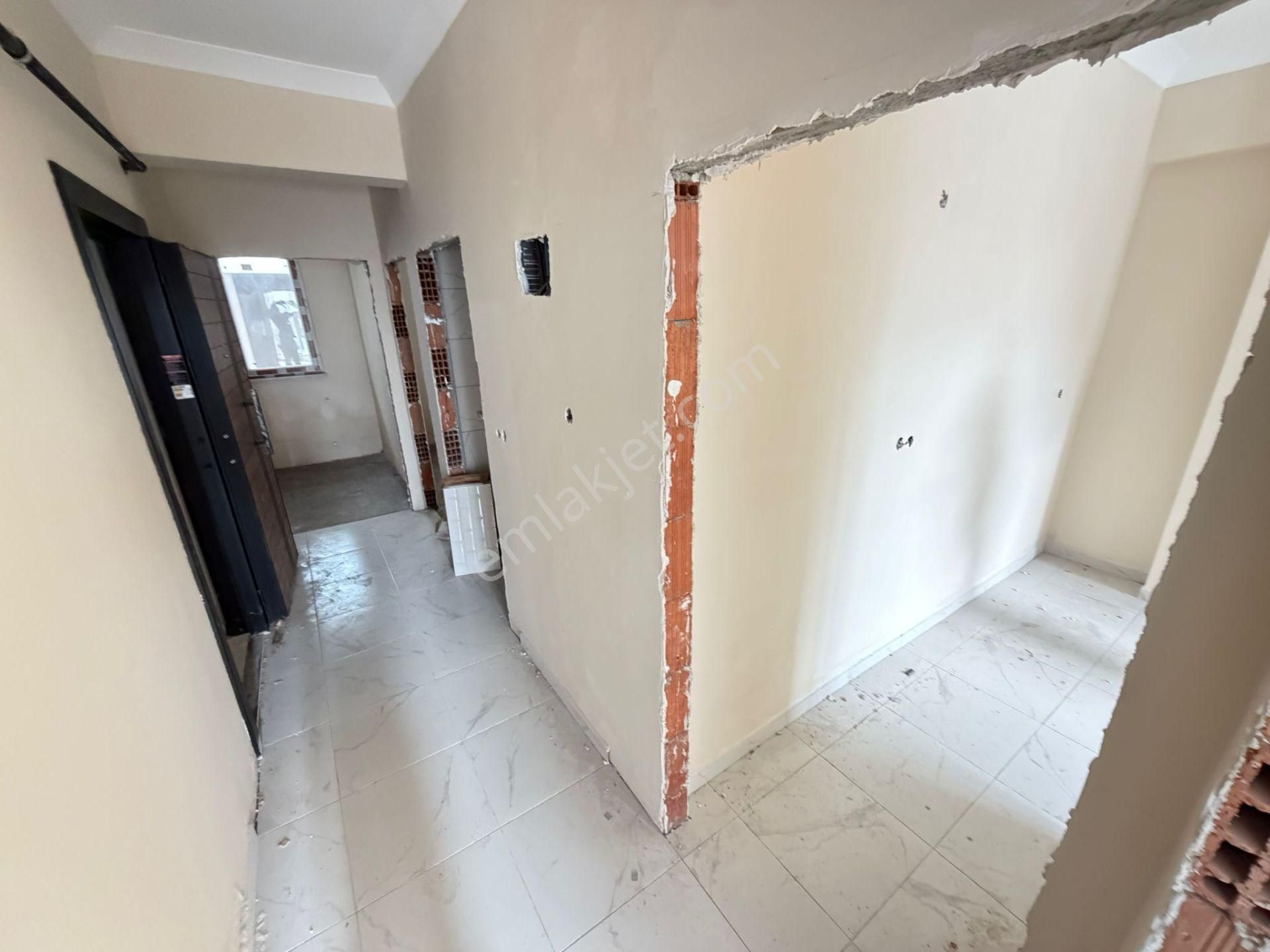 Üç Kardeşler'den 75.yıl Mah Cadde Üstü Sıfır Otoparklı Ara Kat - Görsel 8