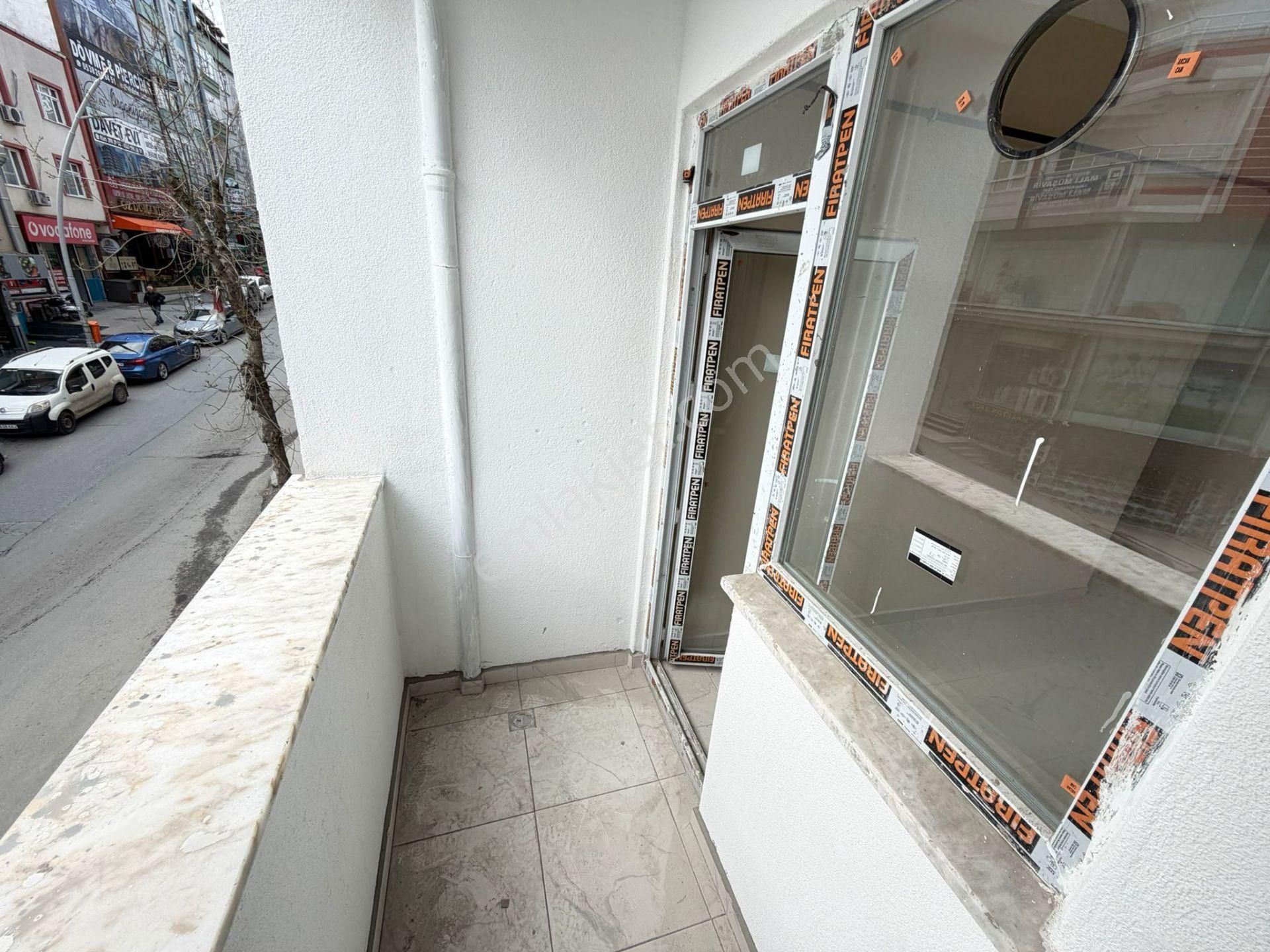 Üç Kardeşler'den 75.yıl Mah Cadde Üstü Sıfır Otoparklı Ara Kat - Görsel 13