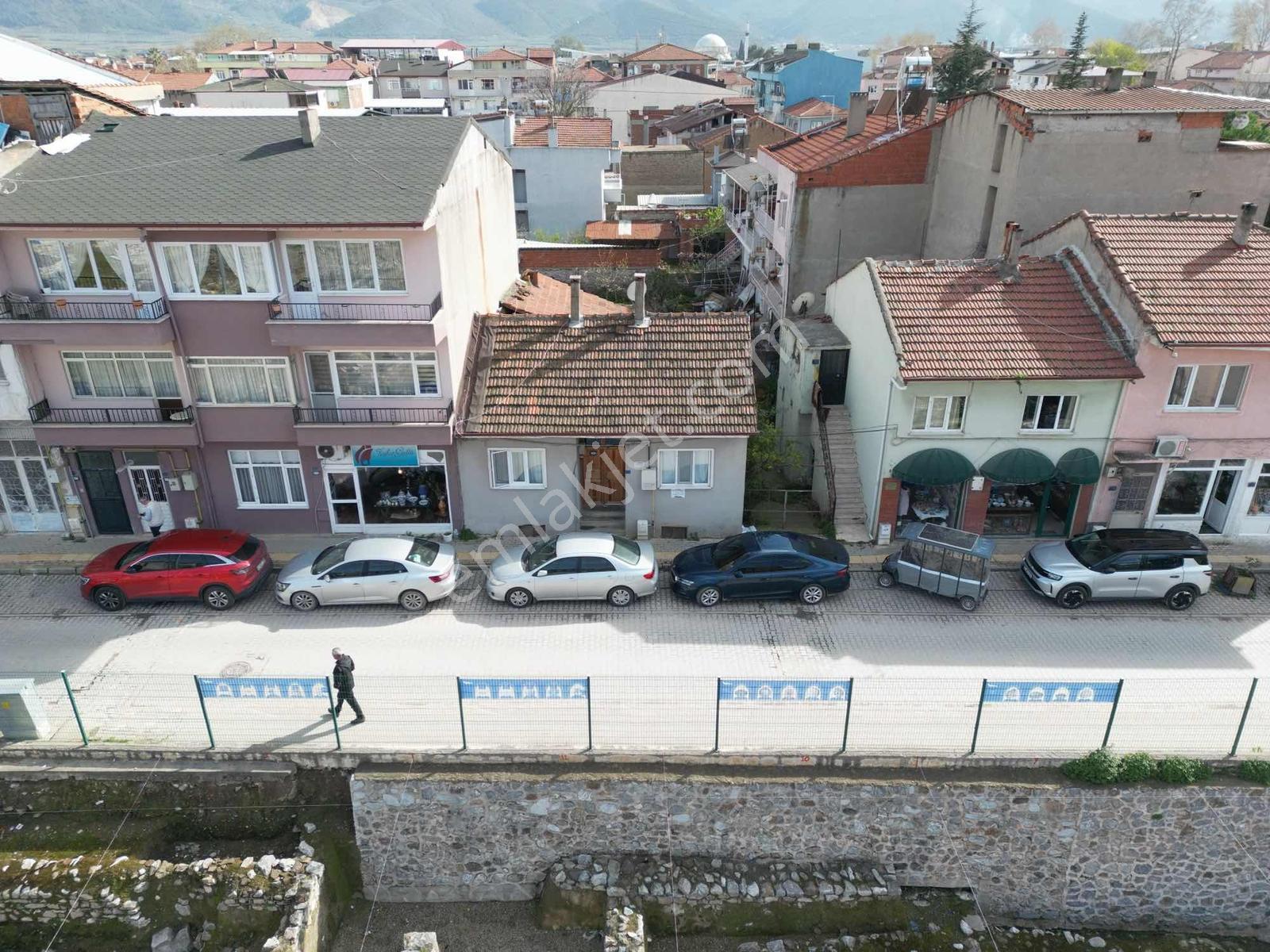 2m Yatırım'dan İznik Merkezde Maltepe Caddesinde Müstakil Ev - Görsel 2