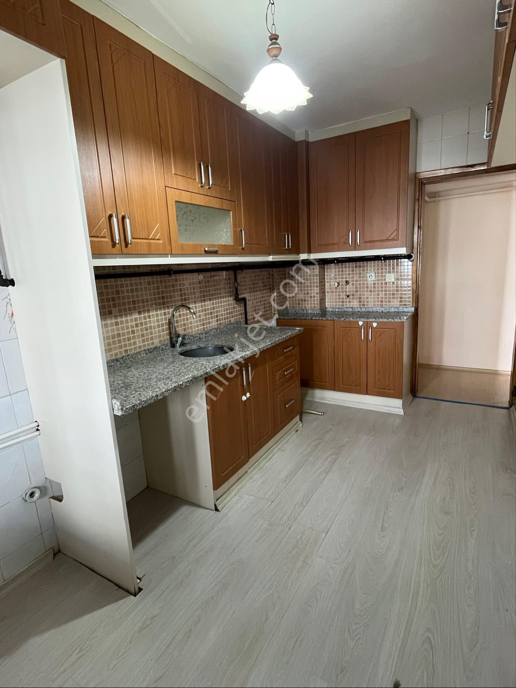 Karaman Mahallesi Fatih Cadde Üzeri 3+1 Satılık Daire - Görsel 2