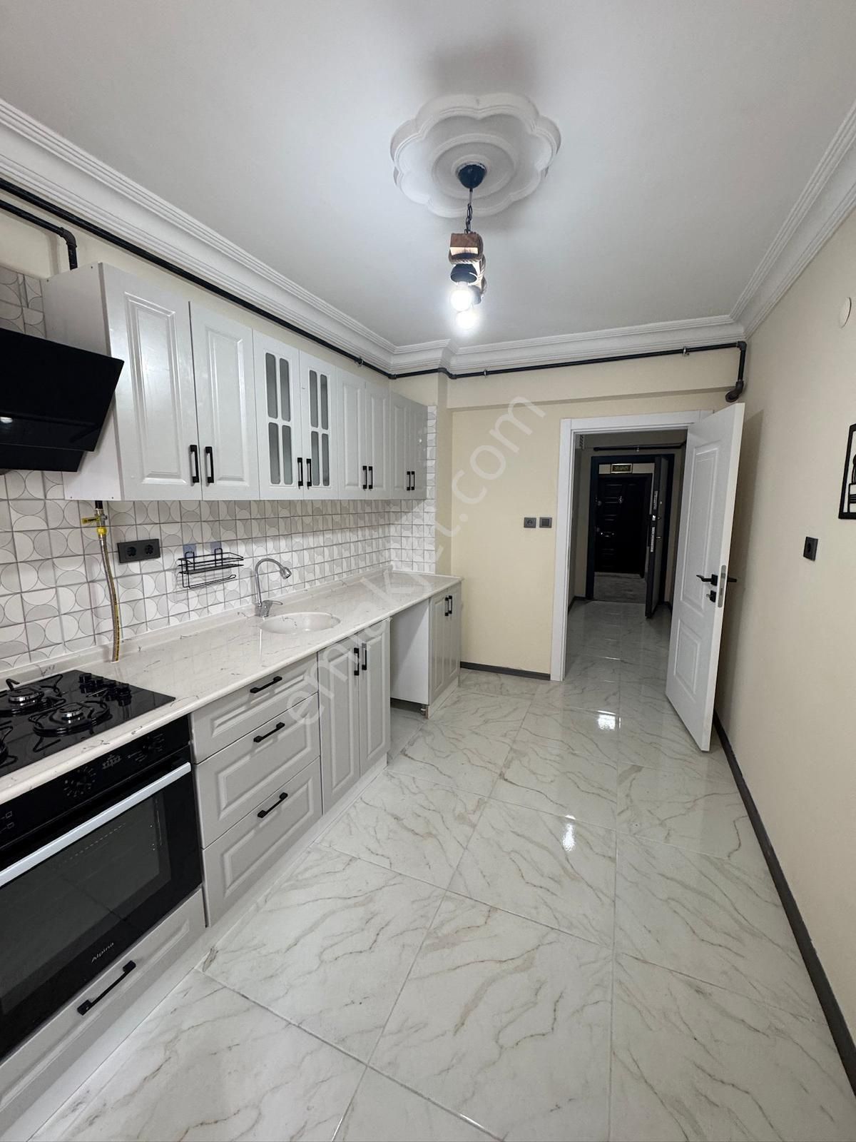 Rekoor Emlaktan Modern Pazarında 2+1 Satılık Daire