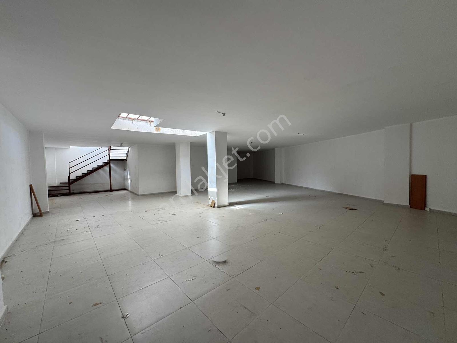 Metrekare Emlak'tan Kiralık 550 M2 Dükkan - Görsel 16