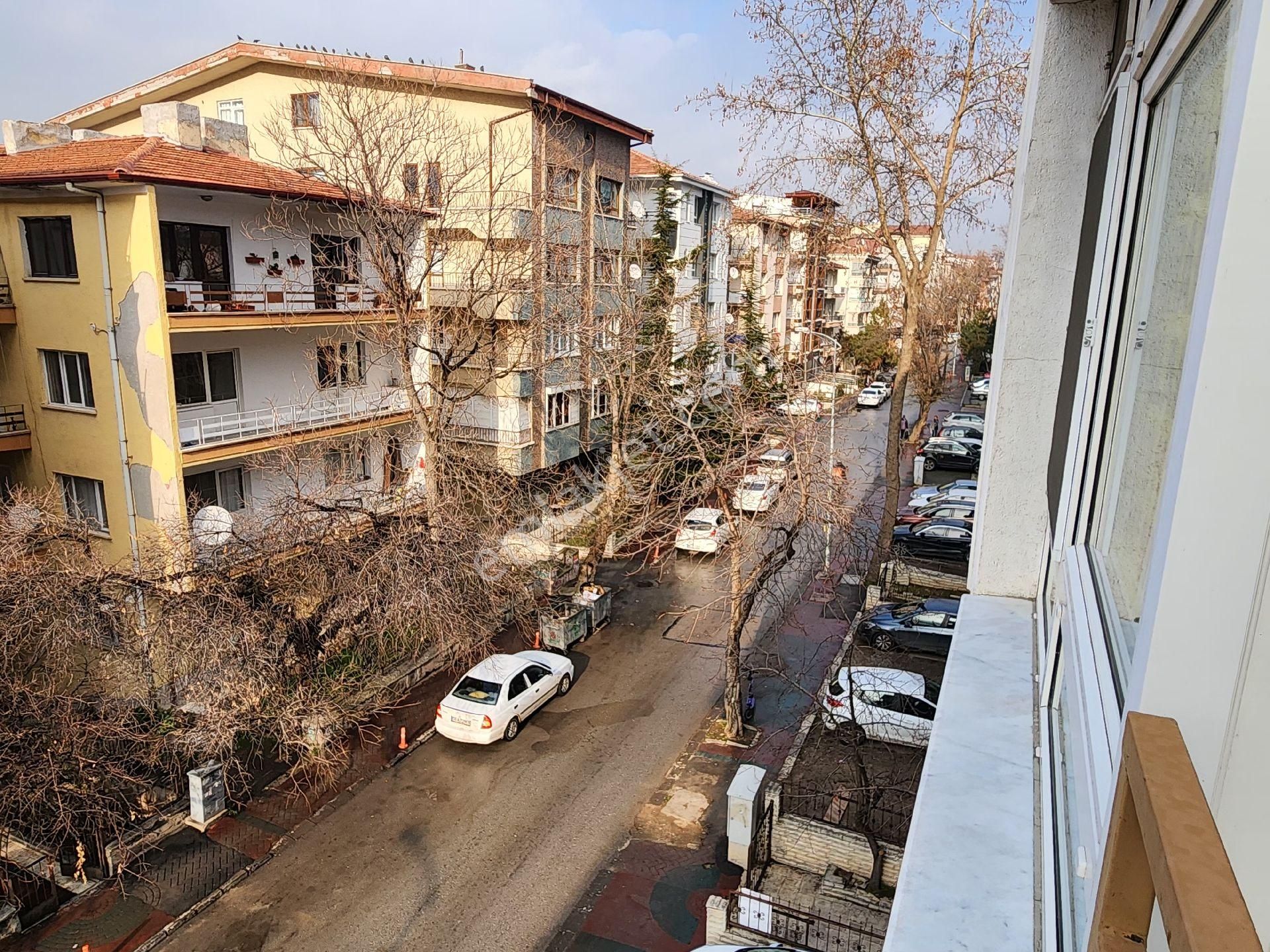 Burak Emlak'dan Kiralık Daire Kurtuluş Dedeefendi Cd. 3+1 - Görsel 11