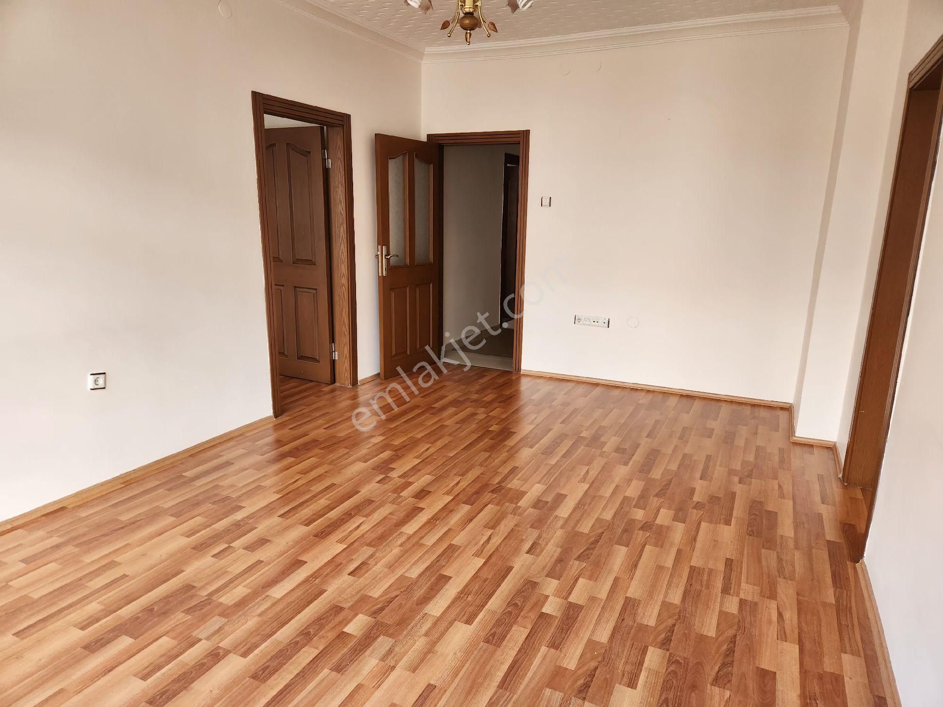 Burak Emlak'dan Kiralık Daire Kurtuluş Dedeefendi Cd. 3+1 - Görsel 3