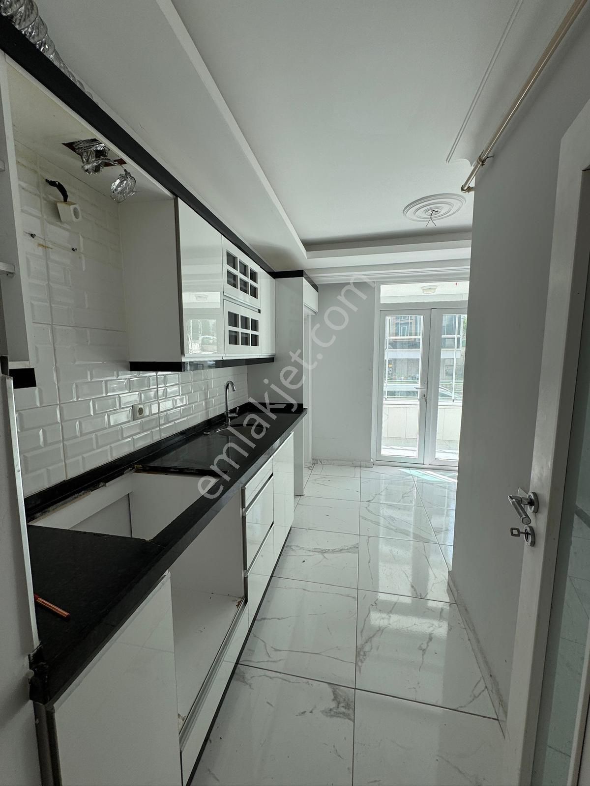 Rekoor Emlaktan Atakumda 2+1 Satılık Daire - Görsel 3