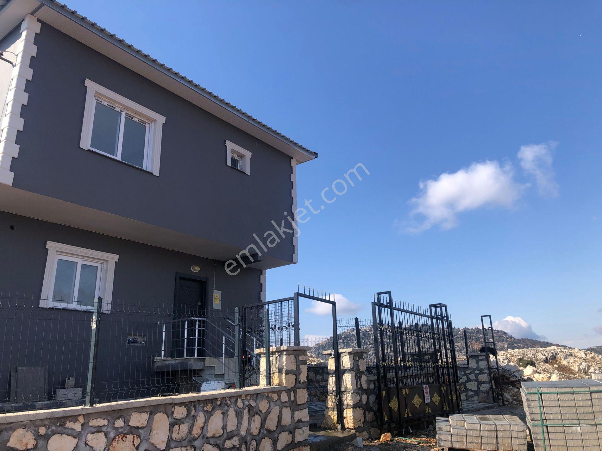 Mersin Gozne Yaylasi'nda Dubleks Villa - Görsel 3
