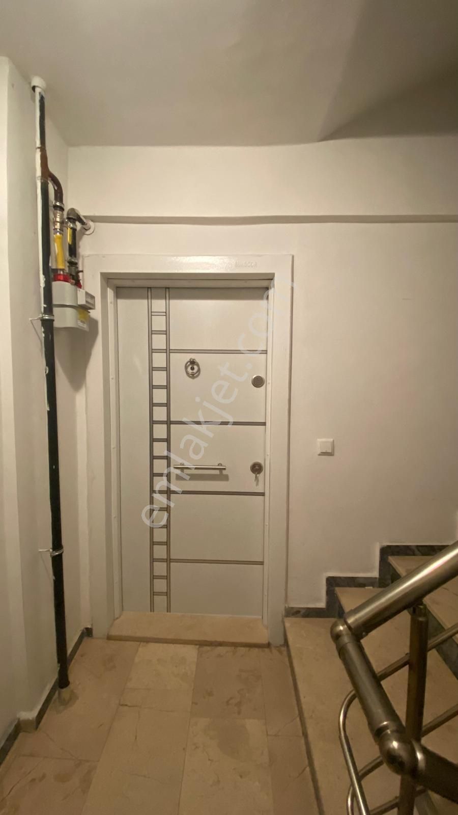 Çanakkale Biga Merkezde Kiralık 1+1 Daire - Görsel 7